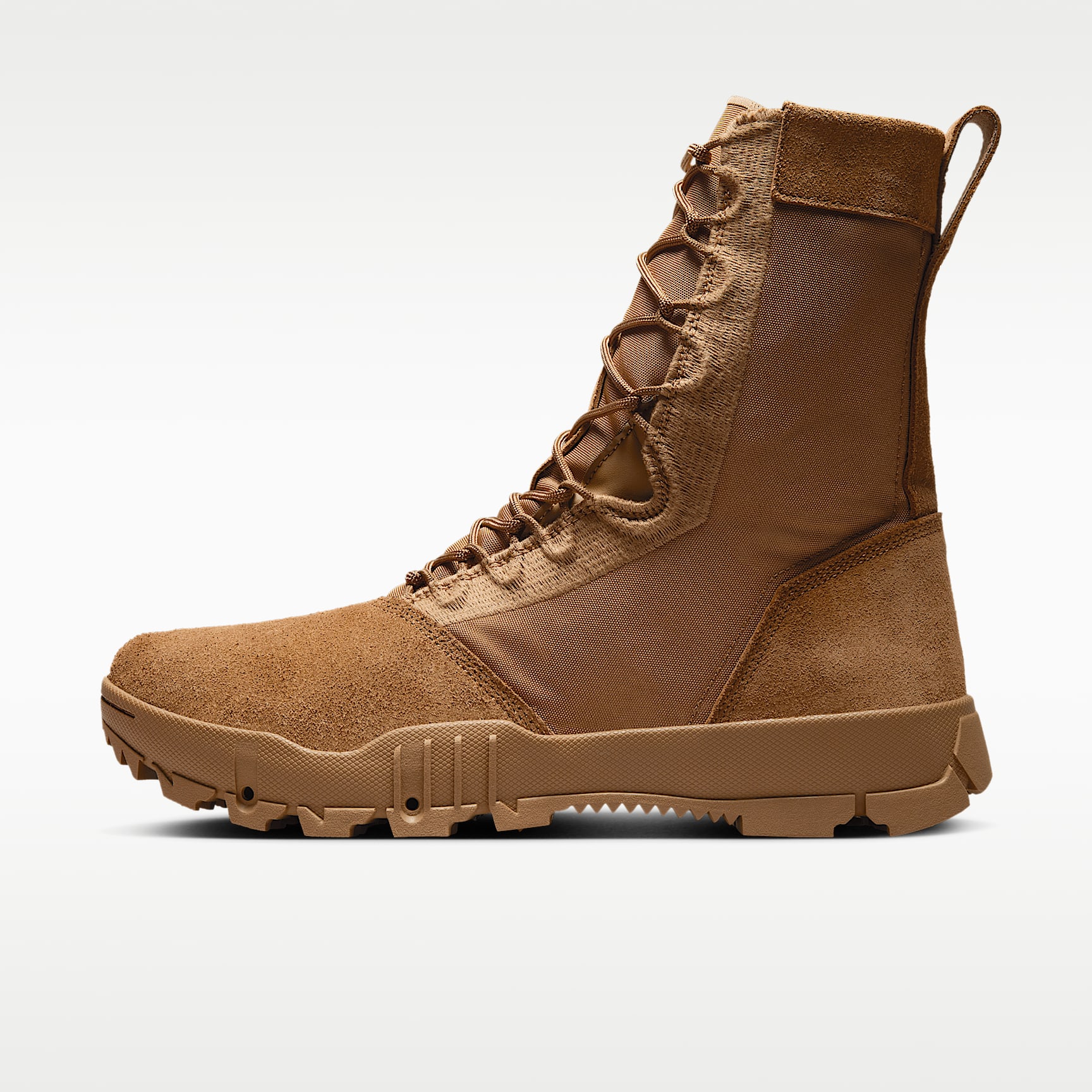 Tenis para hombre Nike SFB Jungle 2 8" Leather