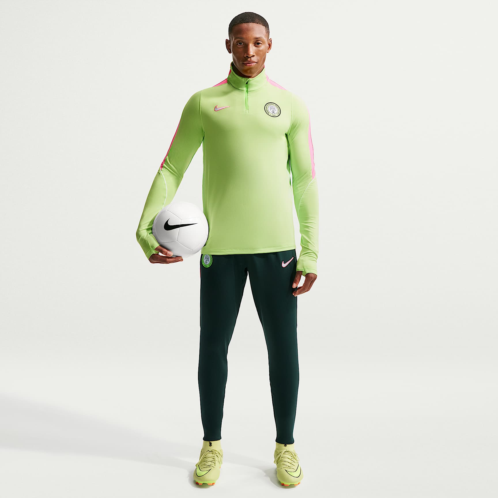 Nigeria Strike Men's Nike Dri-FIT Soccer Knit Pants