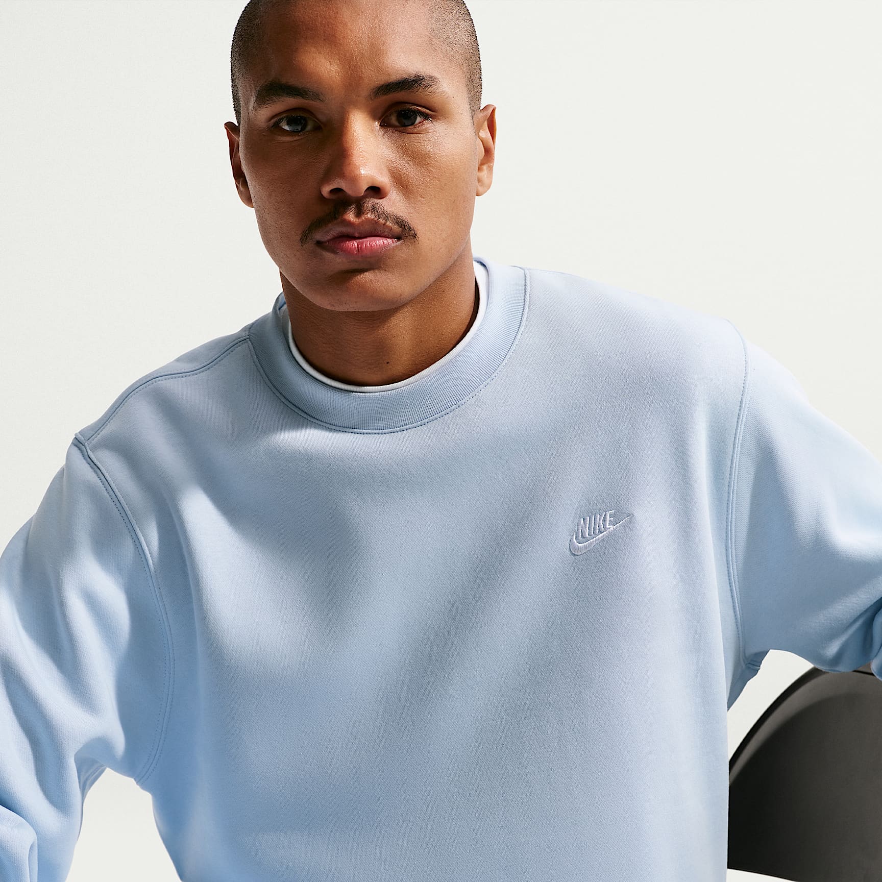 Sudadera de cuello redondo de tejido Fleece para hombre Nike Club