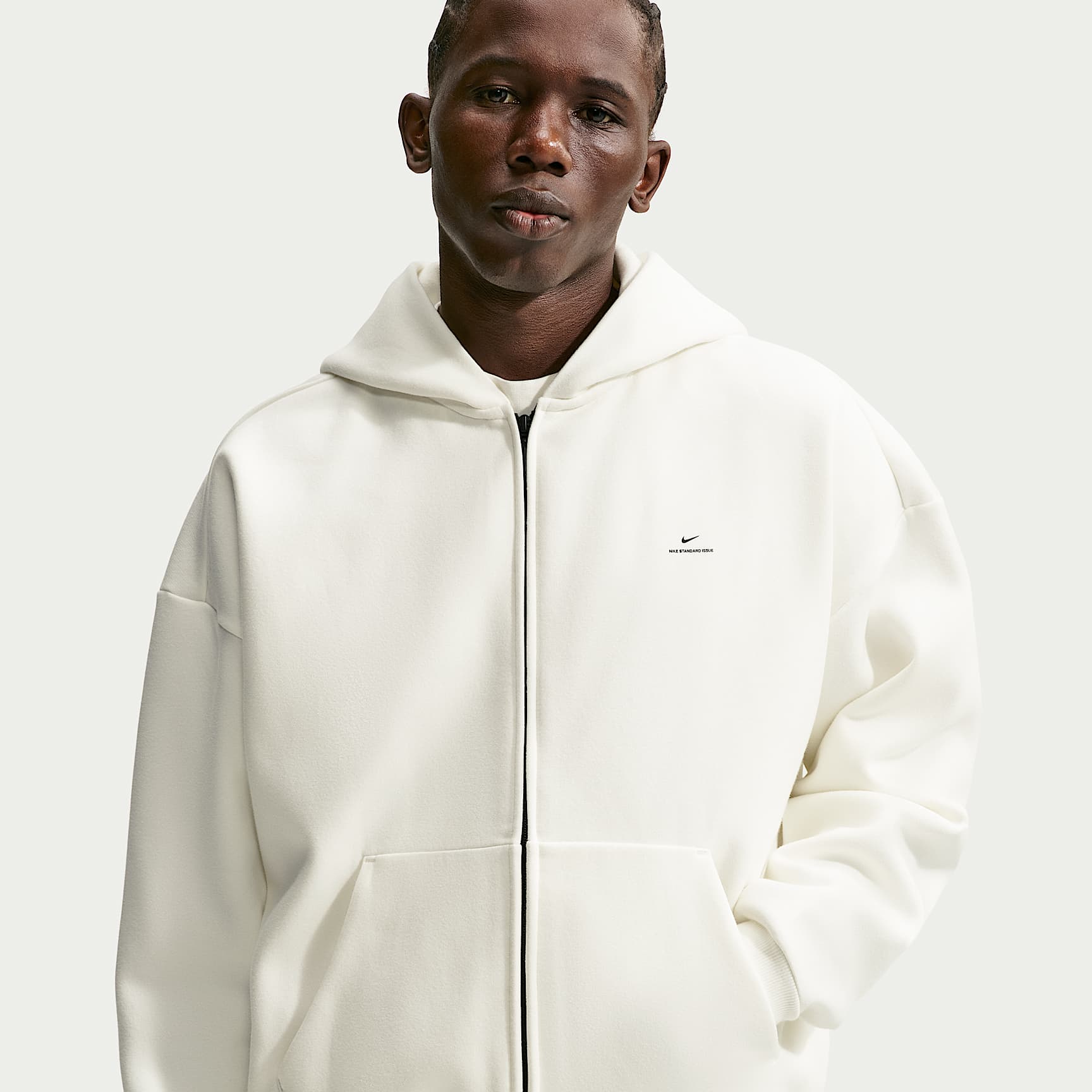 Sudadera con gorro de básquetbol con cierre completo Therma-FIT para hombre Nike Standard Issue