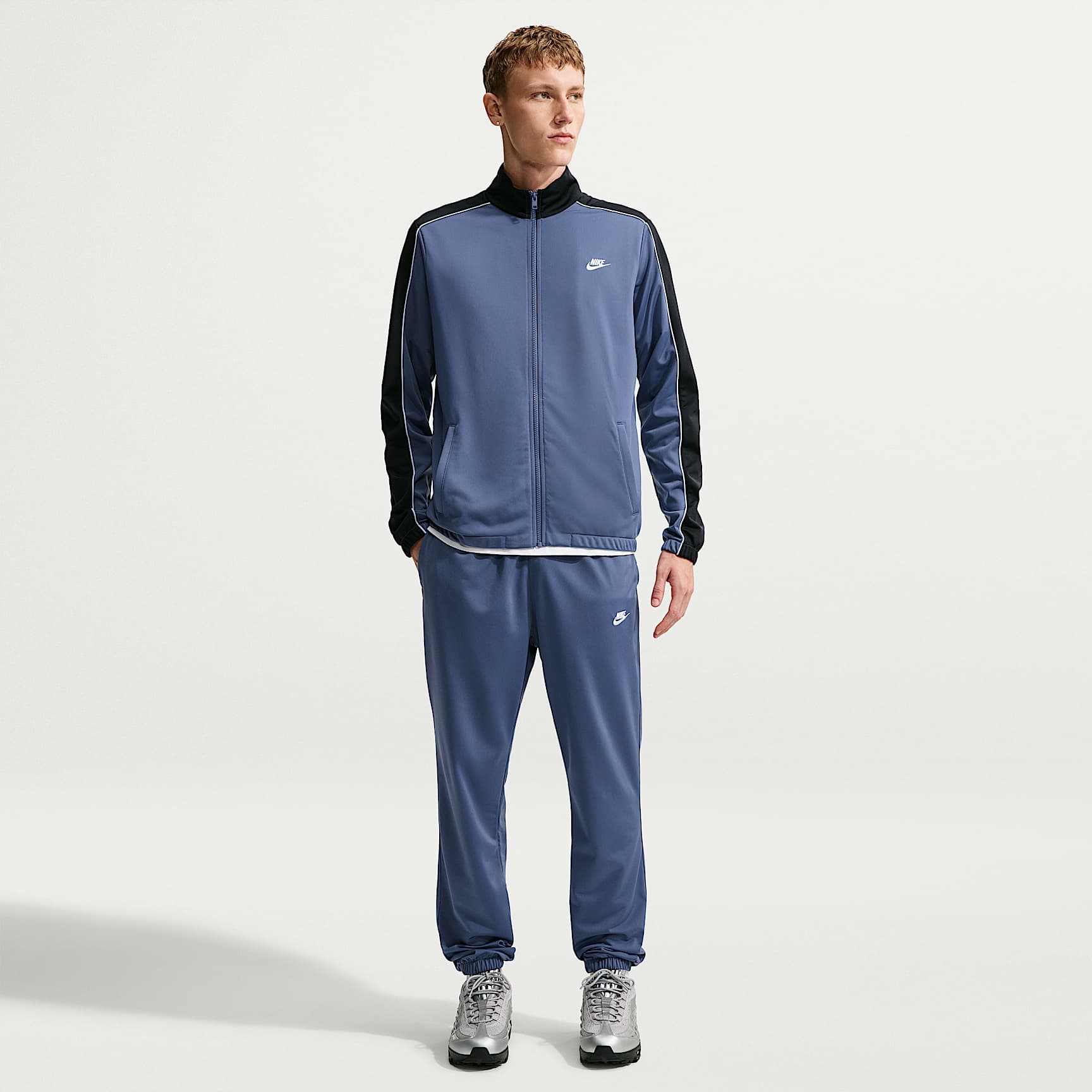 Nike Sportswear Club Poly-Strick-Trainingsanzug (Herren)