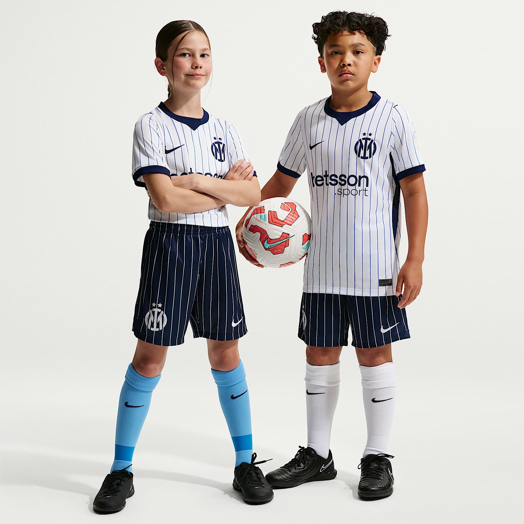 Short de foot Replica Nike Dri-FIT Inter Milan 2026/27 Stadium Extérieur pour ado