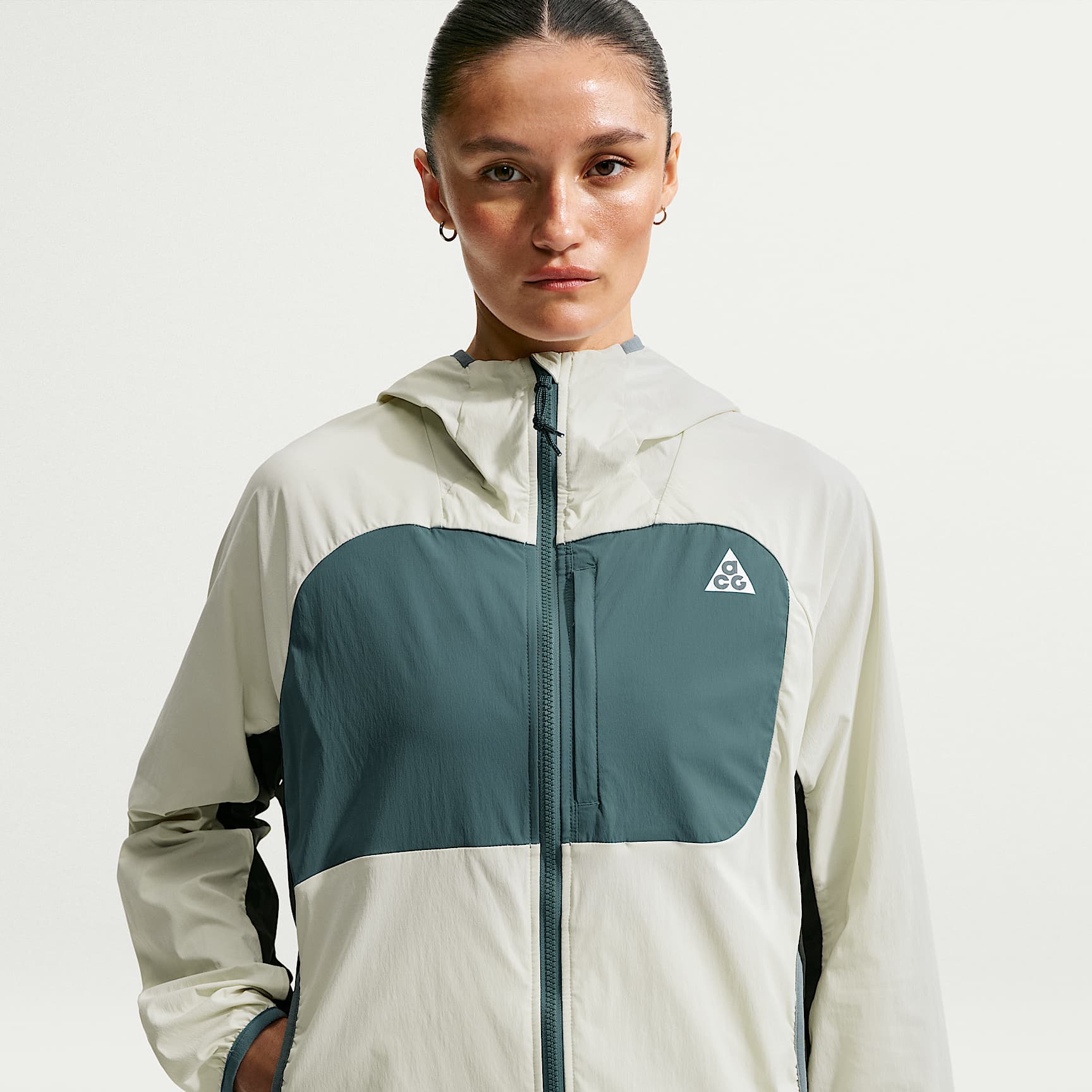Nike ACG "Five Towers" Women's UV Protection Jacket