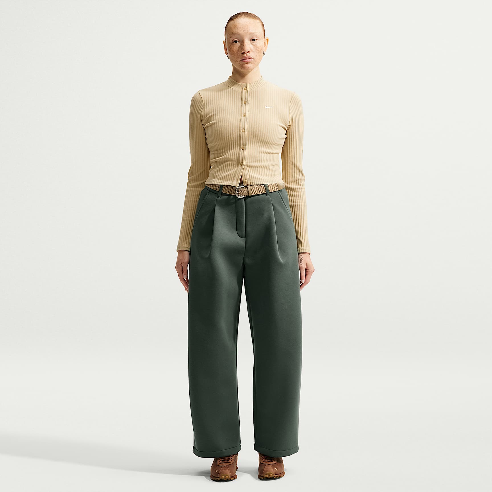 Nike Pre-game Fleece Women's Loose Mid-Rise Trousers