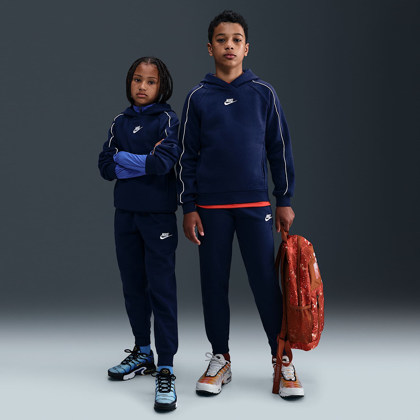 Nike Sportswear Club Fleece Older Kids' Hooded Tracksuit