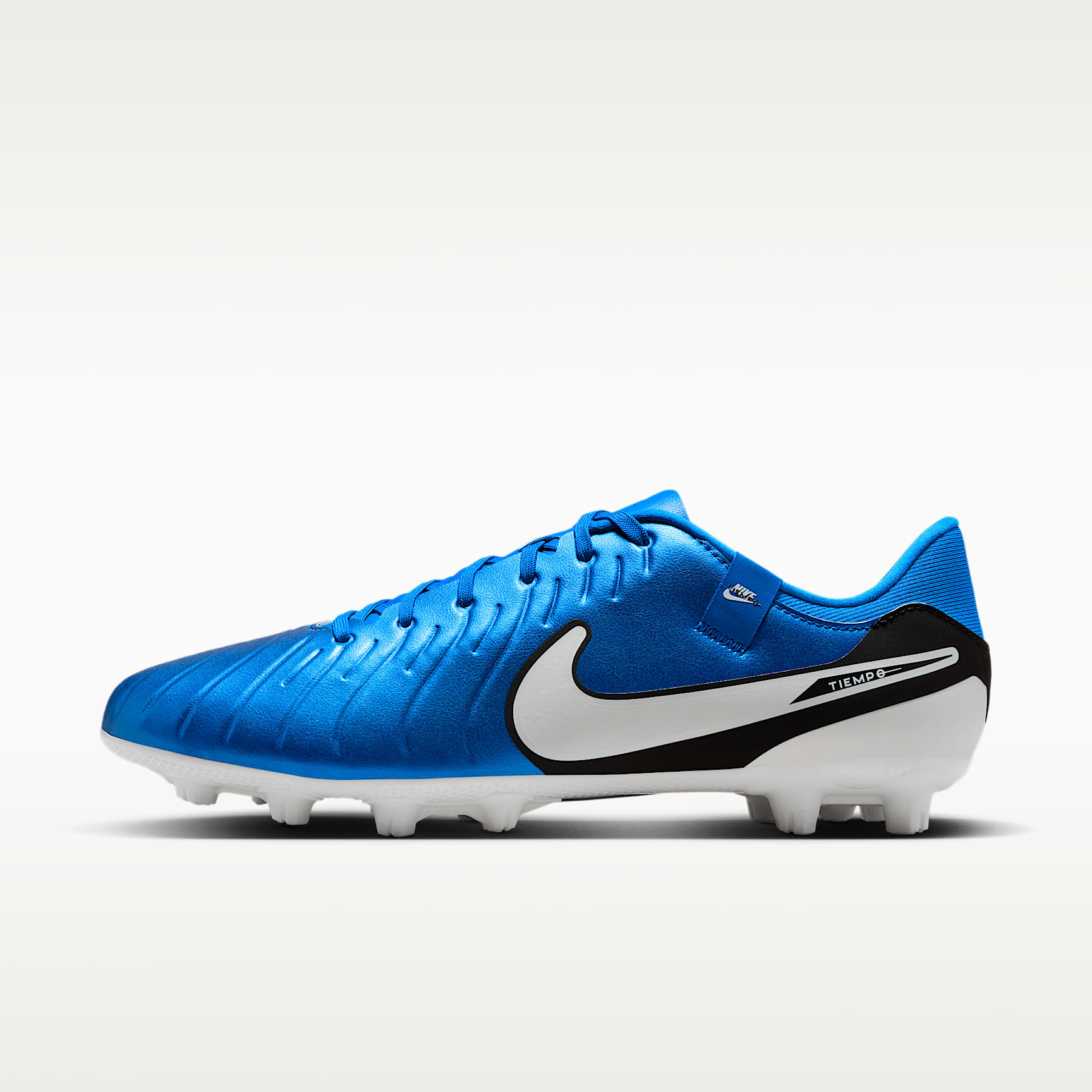 Nike Tiempo Legend 10 Academy Hard-Ground Low-Top Soccer Cleats