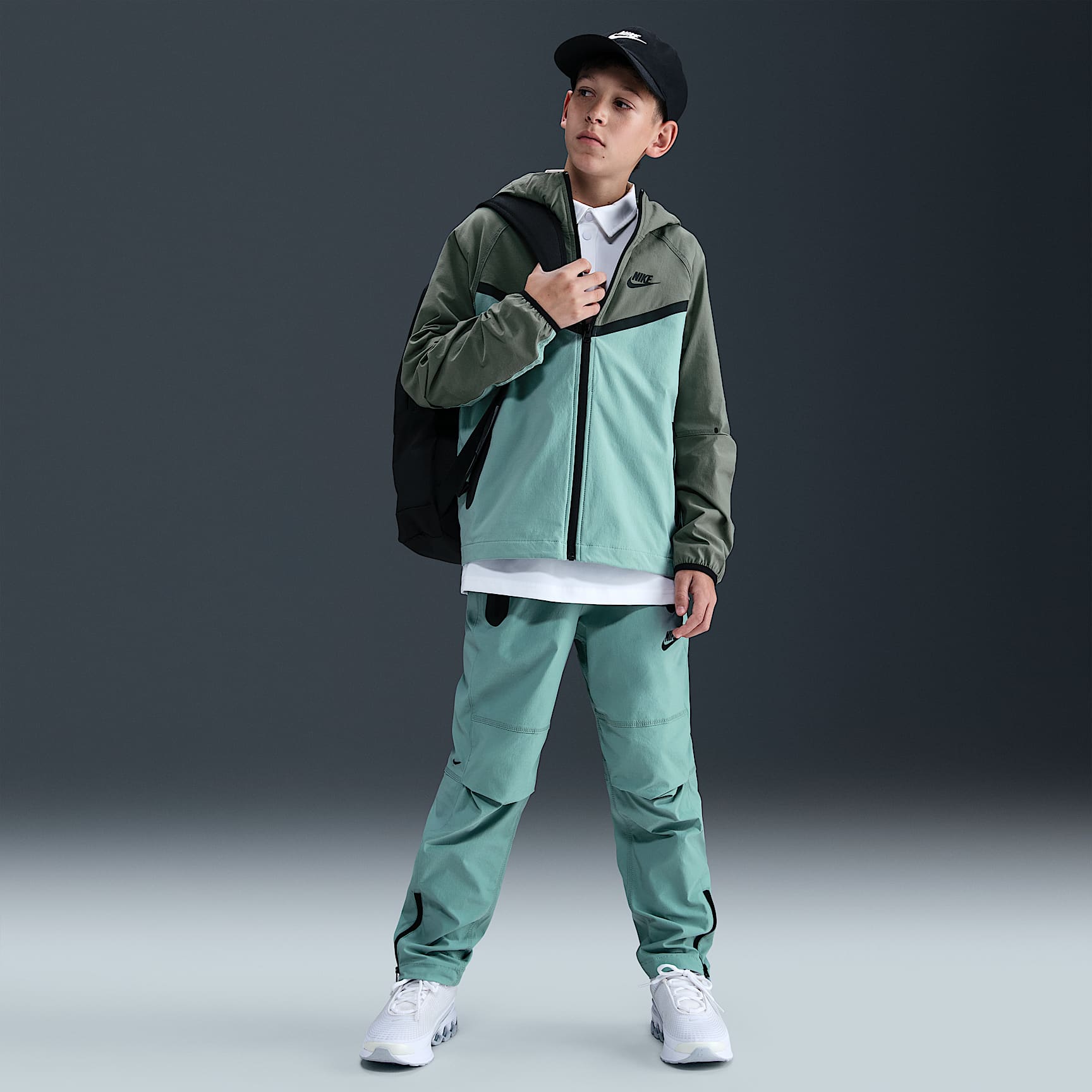 Nike Tech Older Kids' (Boys') Woven Trousers