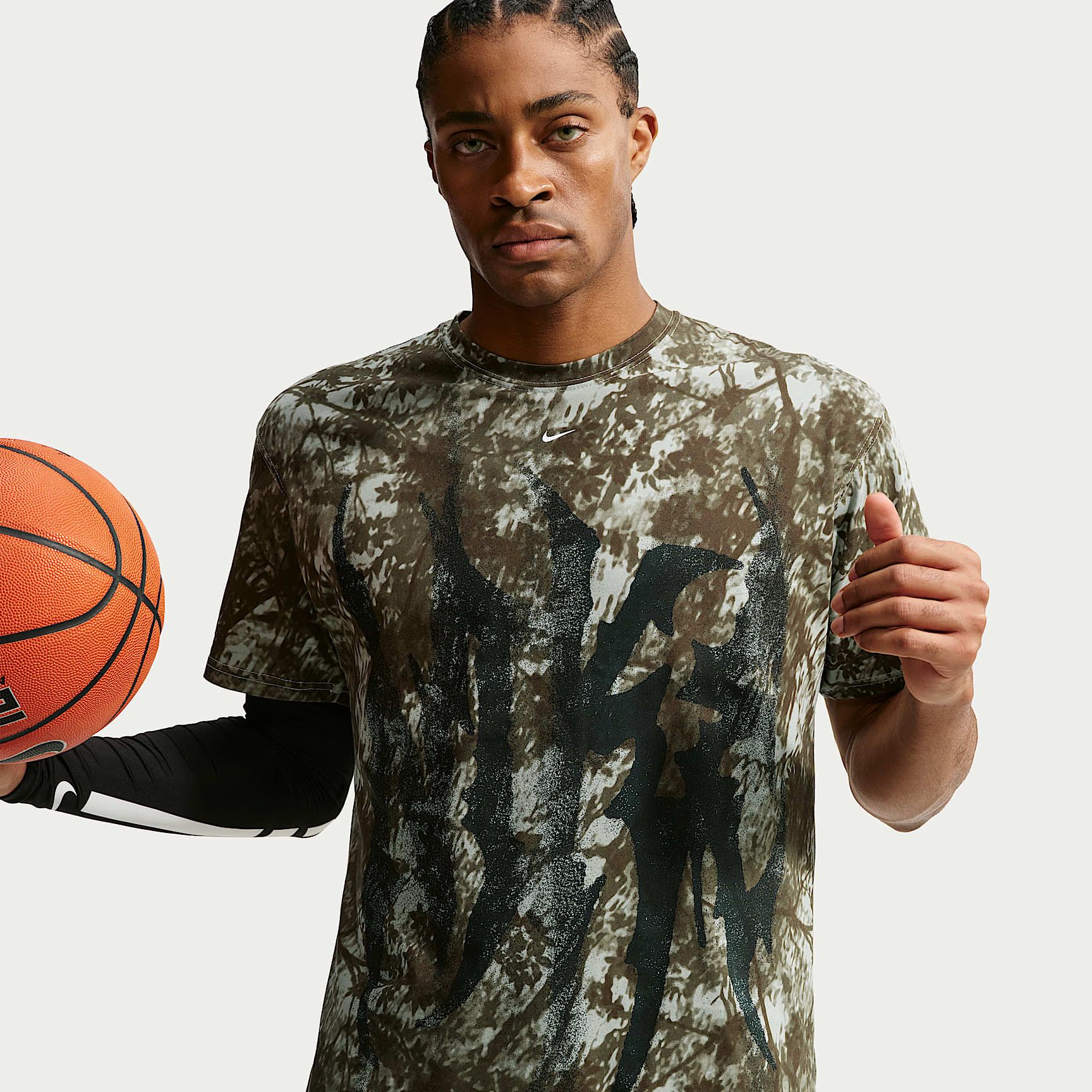 Nike Men's Basketball T-Shirt