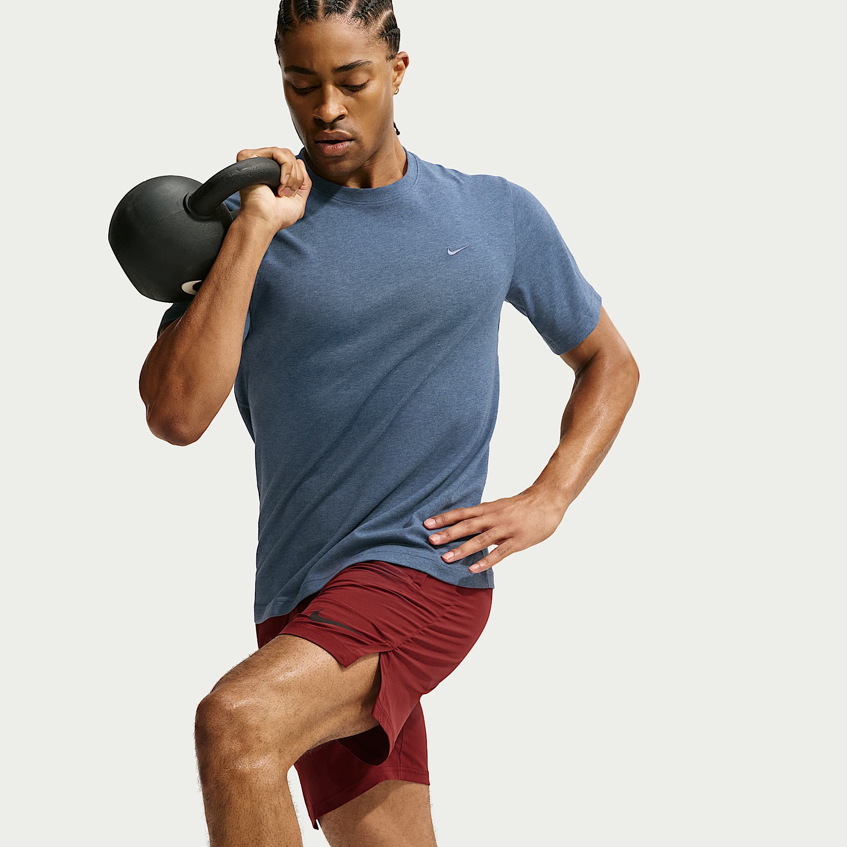 Nike Primary Men's Dri-FIT Short-sleeve Versatile Top