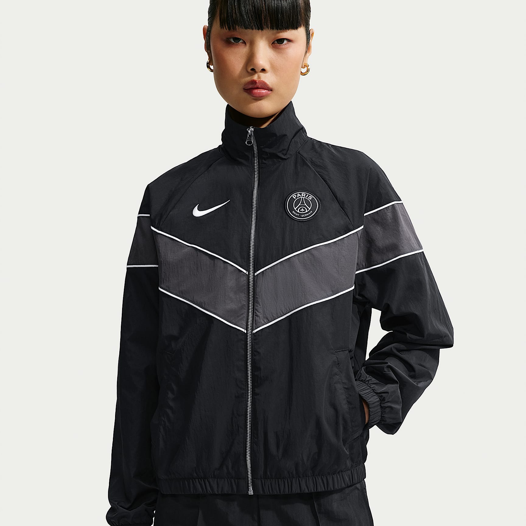 Paris Saint-Germain Windrunner Nike Football Webjacke mit UV-Schutz (Damen)