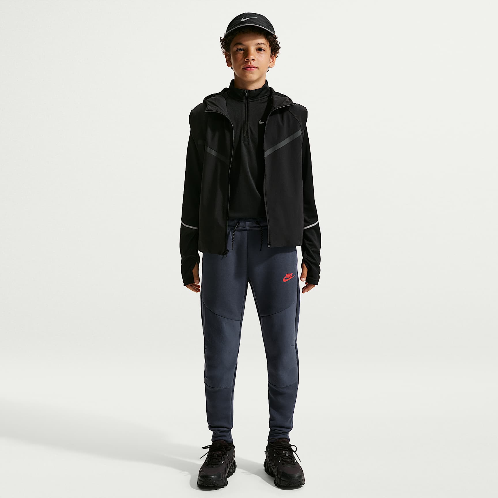 Nike Sportswear Tech Fleece Older Kids' Jogger