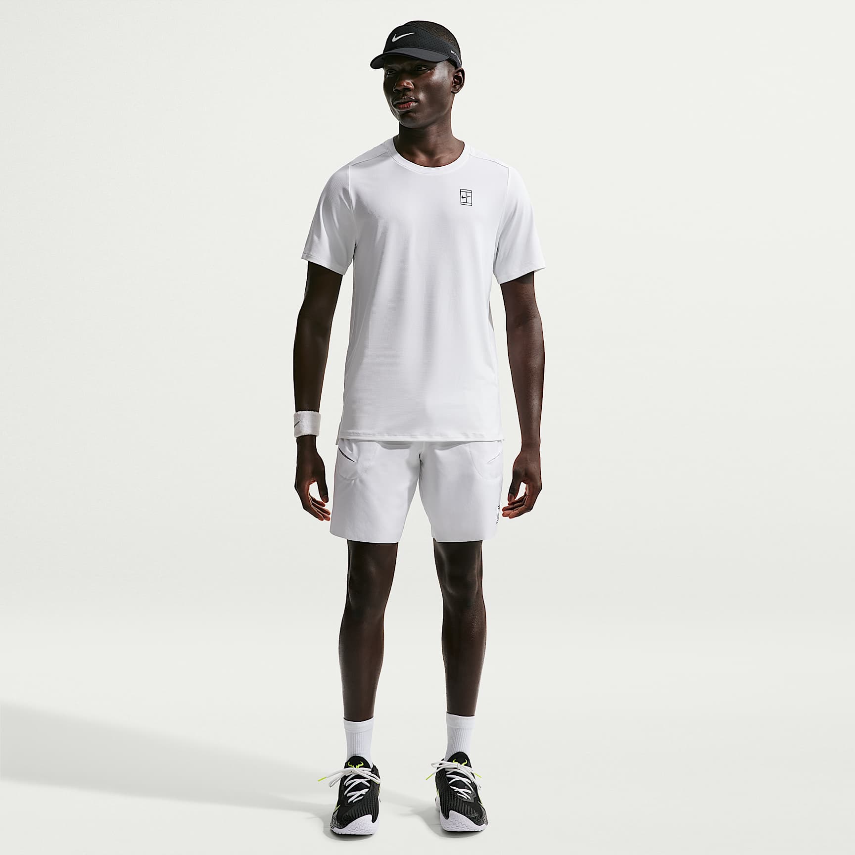 NikeCourt Advantage Dri-FIT 20 cm Erkek Tenis Şortu