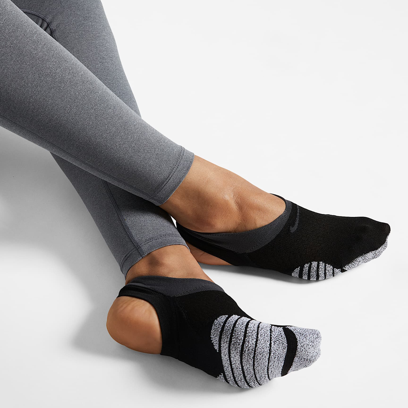 NikeGrip Studio Women's Training Footie