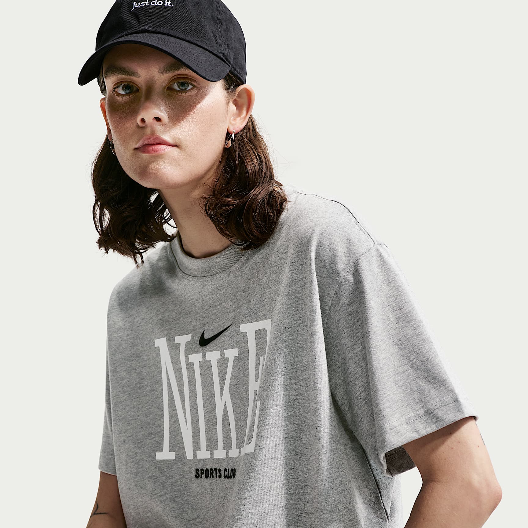 Nike Sportswear Classic Women's Oversized T-Shirt
