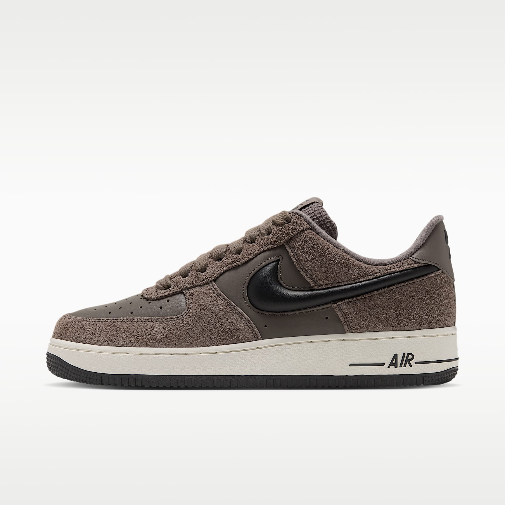 Nike Air Force 1 '07 LV8 Men's Shoes