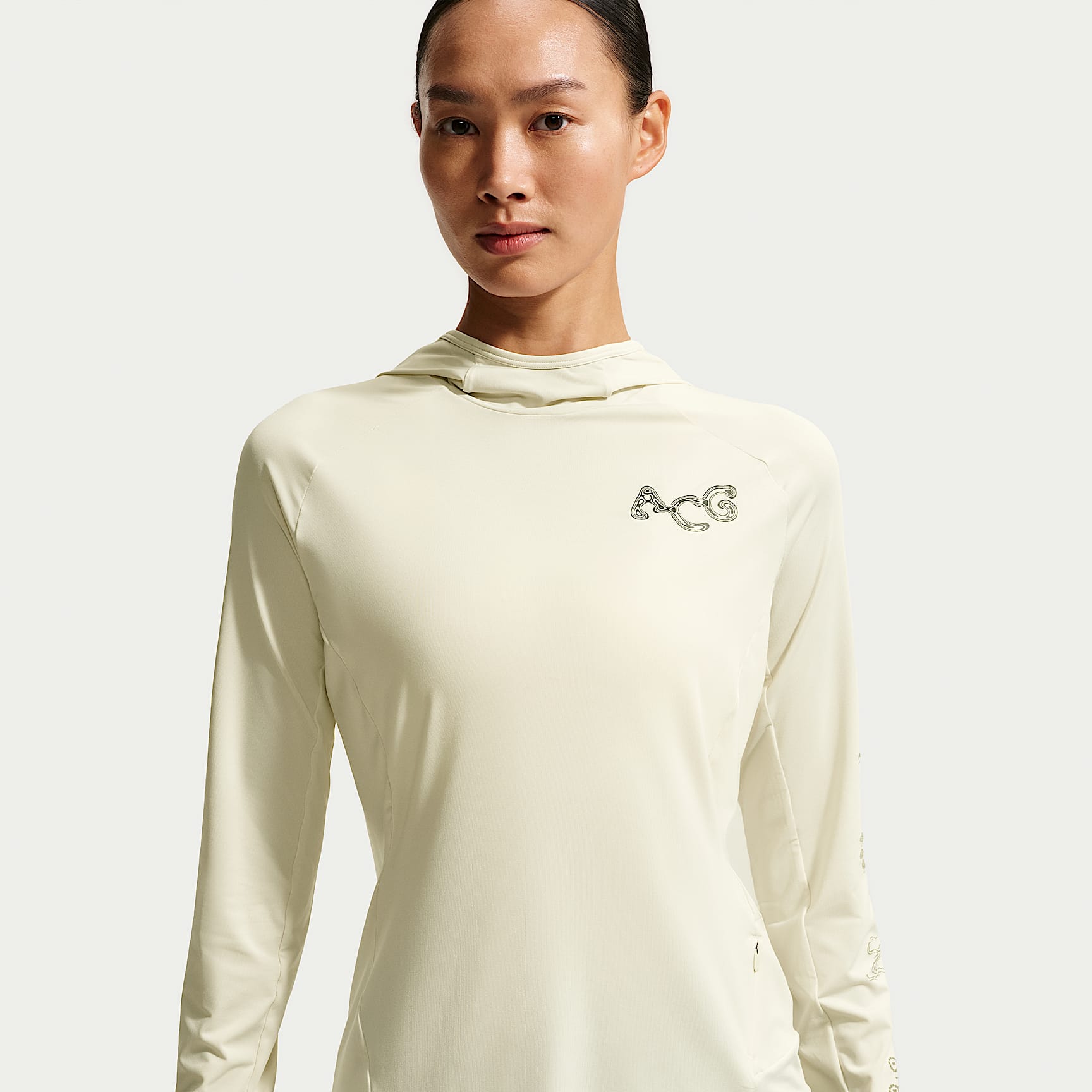 Nike ACG 'Solar Chase' Women's Dri-FIT UV Protection Hooded Trail-Running Top