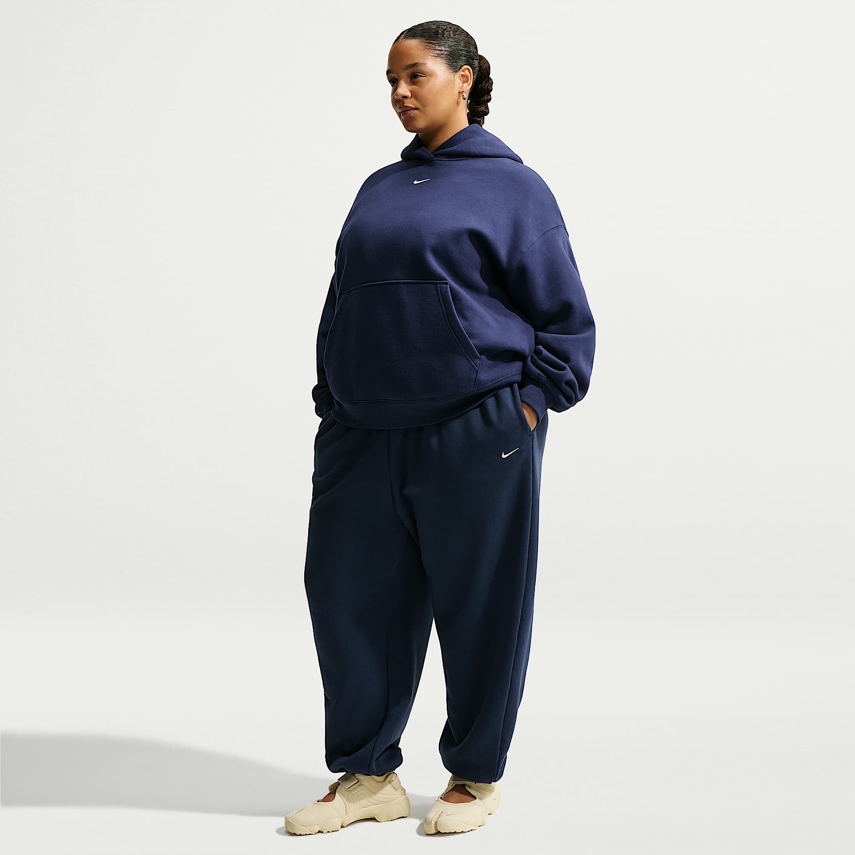 Nike Studio Fleece Medium Weight Women's Oversized High-Rise Cuffed Pants