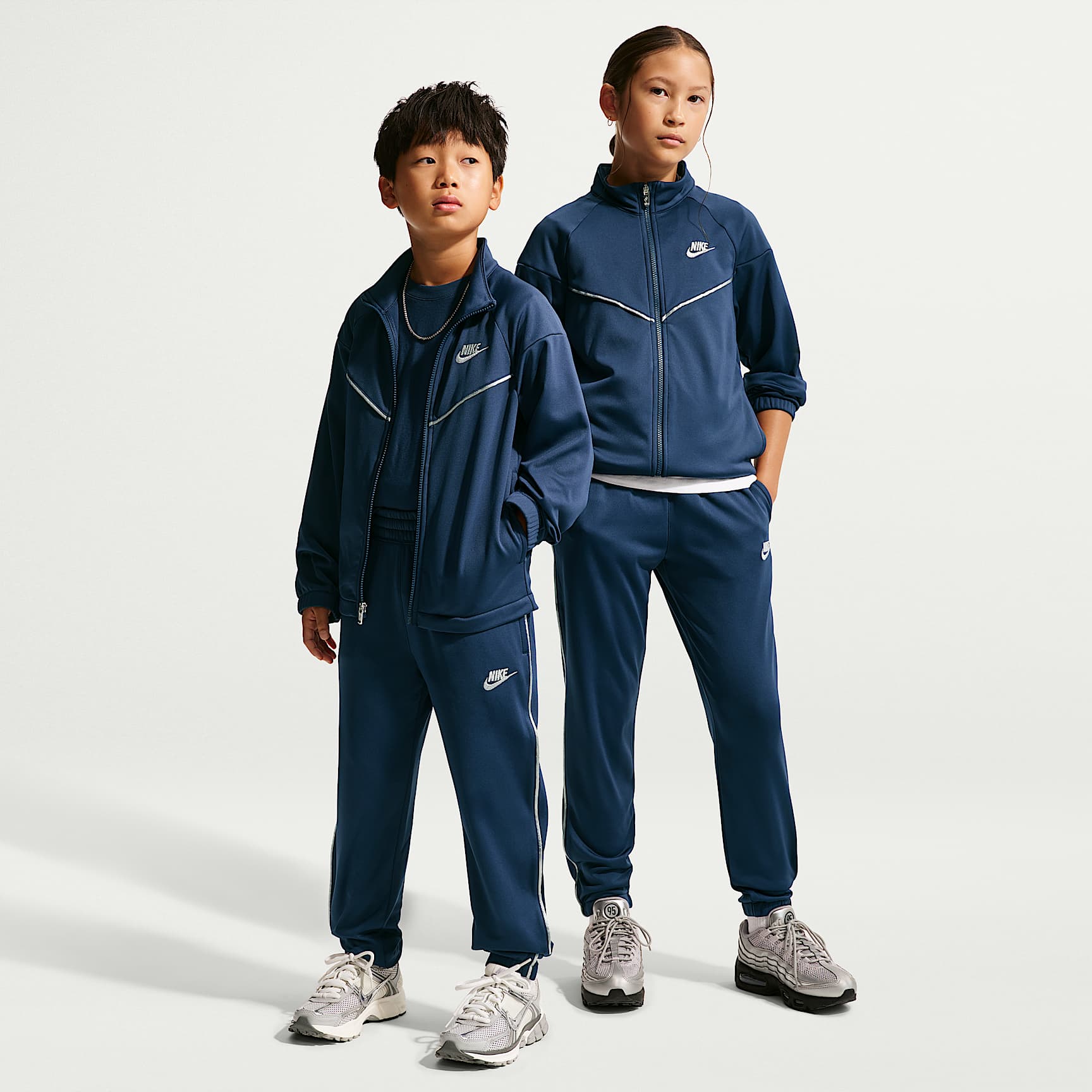 Conjunto deportivo Dri-FIT para niños Nike