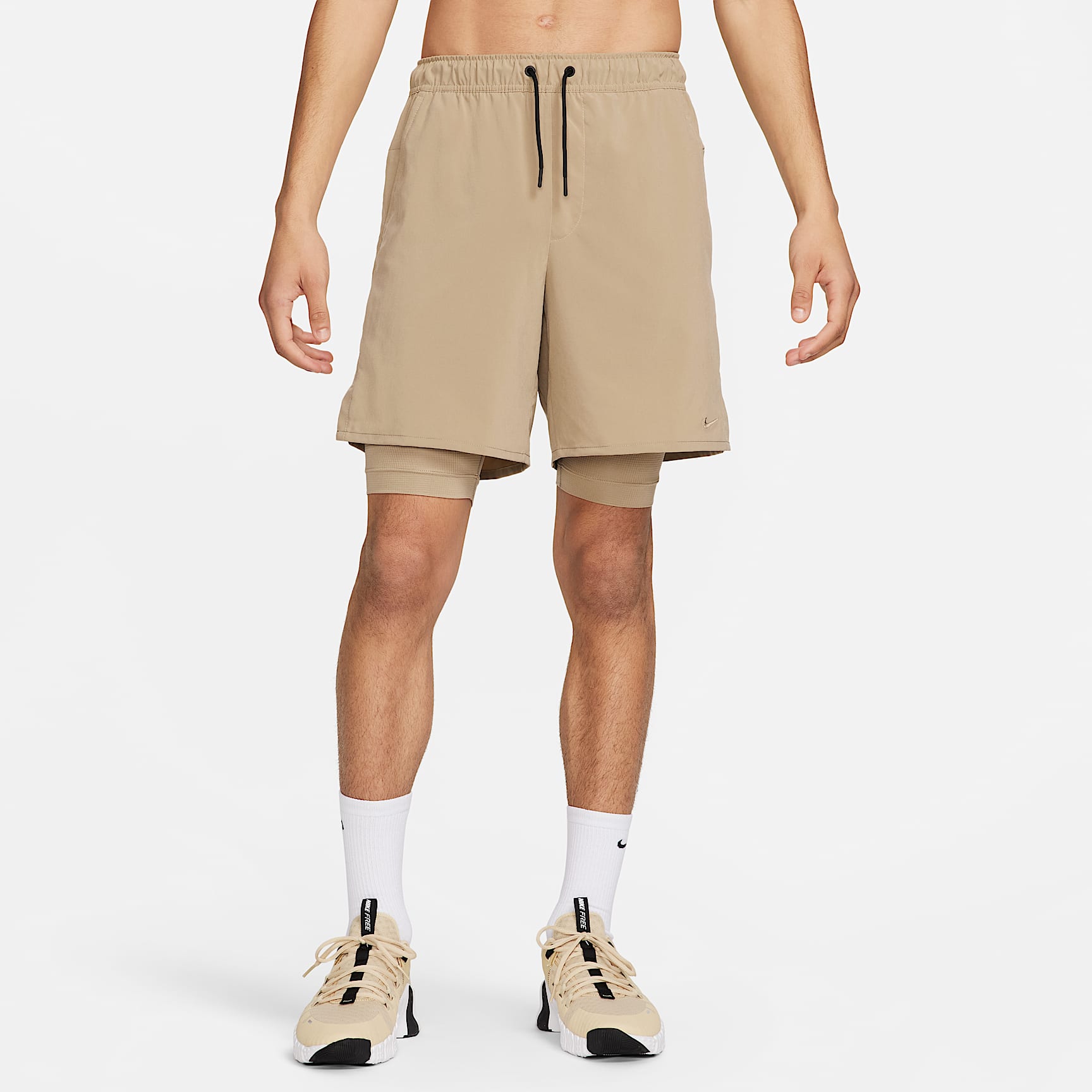 Shorts versátiles Dri-FIT de 18 cm 2 en 1 para hombre Nike Unlimited