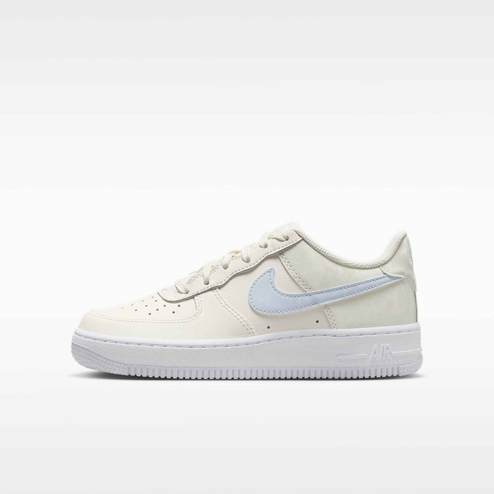Nike Air Force 1 Older Kids' Shoes