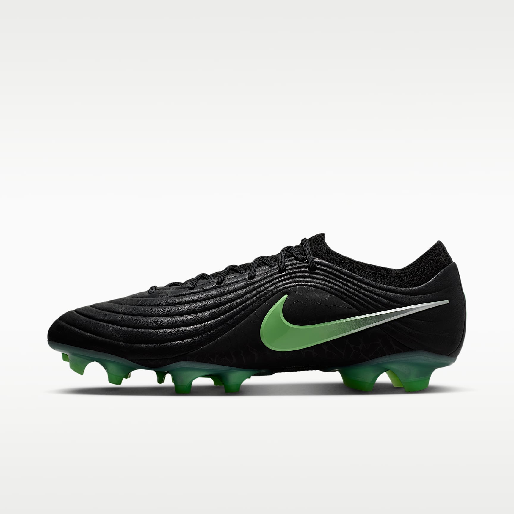 Nike Tiempo Maestro Elite Firm-Ground Low-Top Soccer Cleats