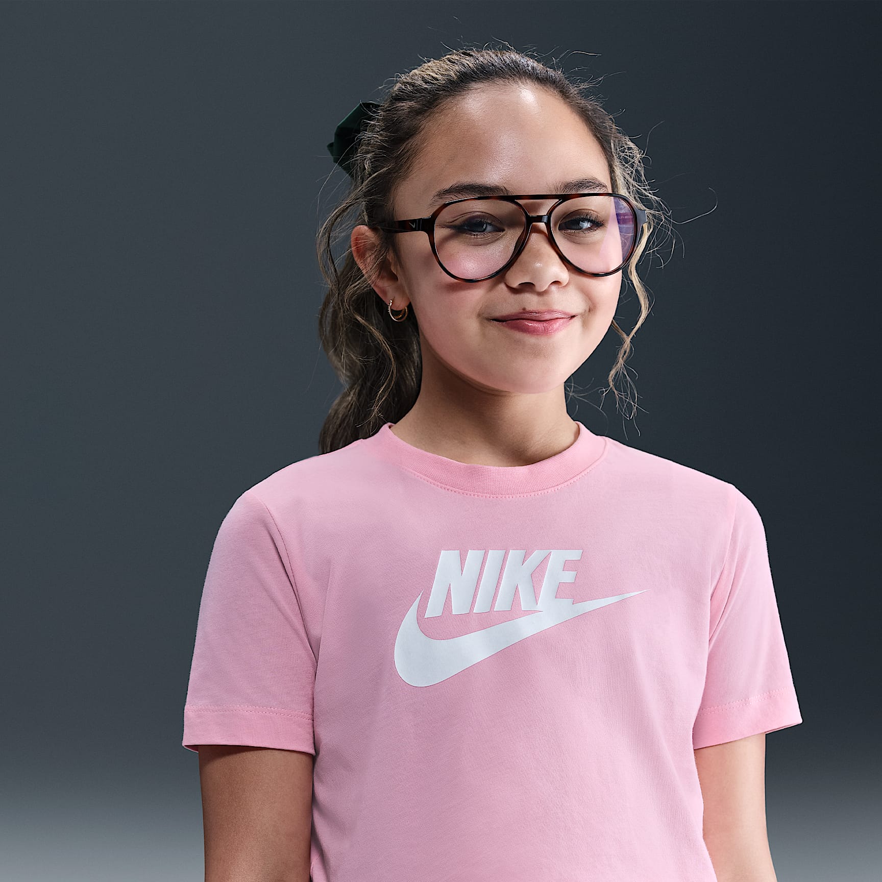 Playera cropped para niña talla grande Nike Sportswear