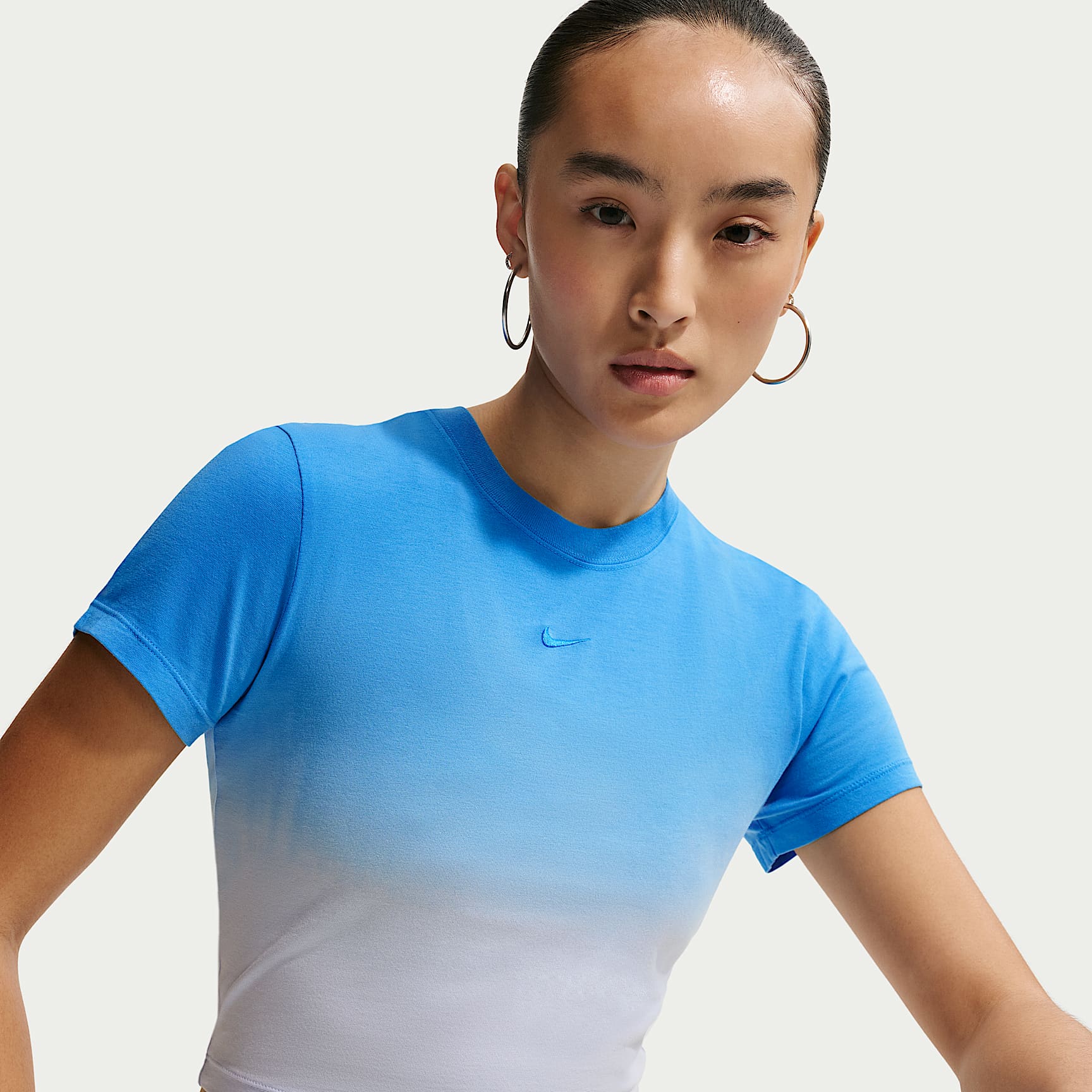 Nike Sportswear Chill Knit Women's Slim Cropped T-Shirt