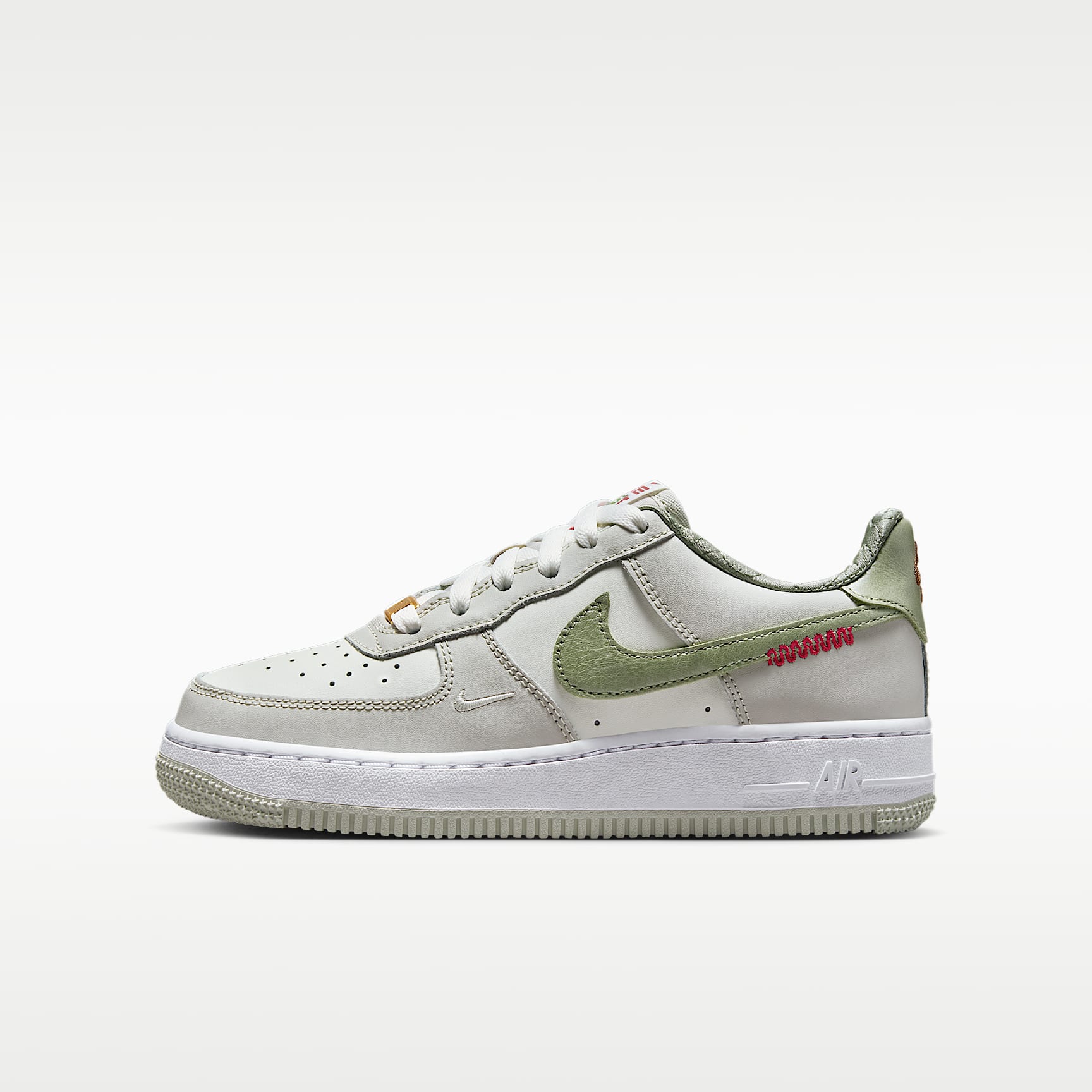 Tenis para niños grandes Nike Air Force 1 LV8