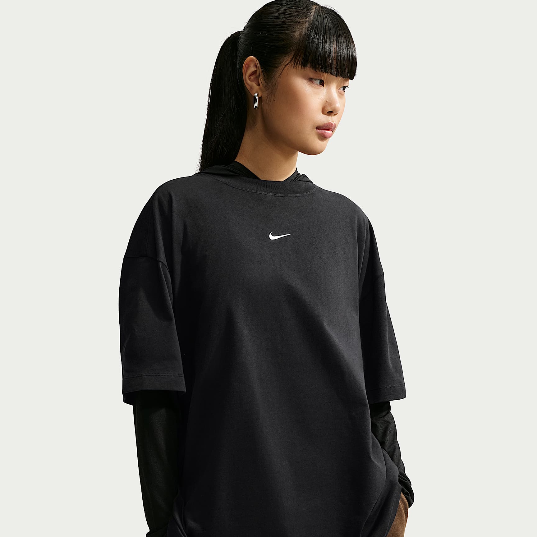 Nike Sportswear Classic Women's Oversized T-Shirt