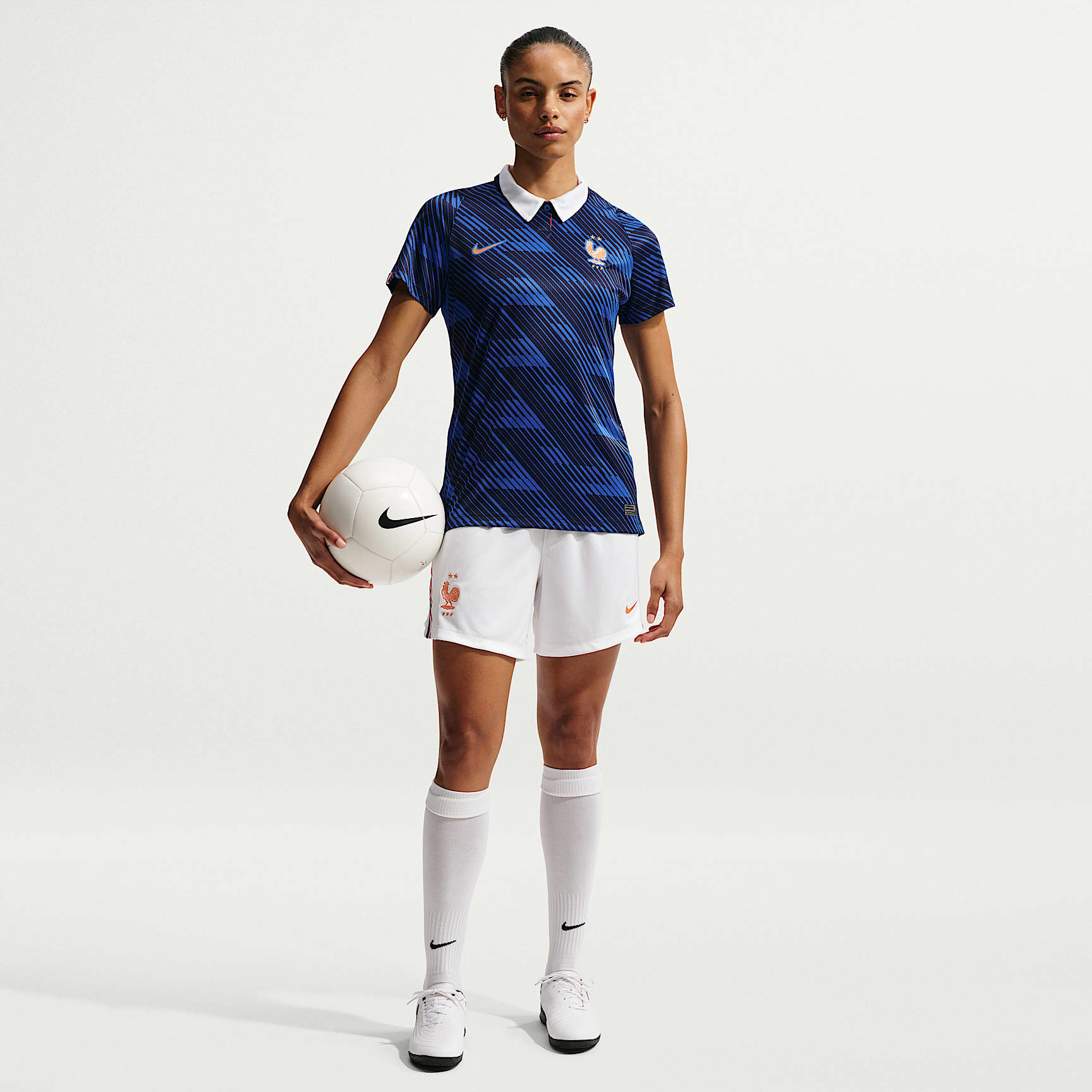 Short de foot Replica Nike Dri-FIT FFF 2026 Stadium Domicile pour femme