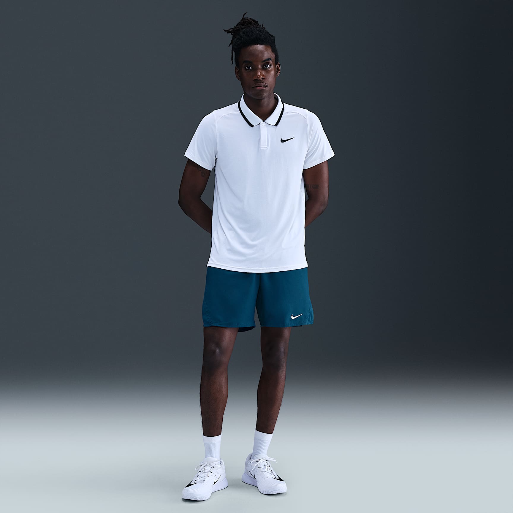 Shorts de tenis Dri-FIT de 18 cm para hombre NikeCourt Victory 