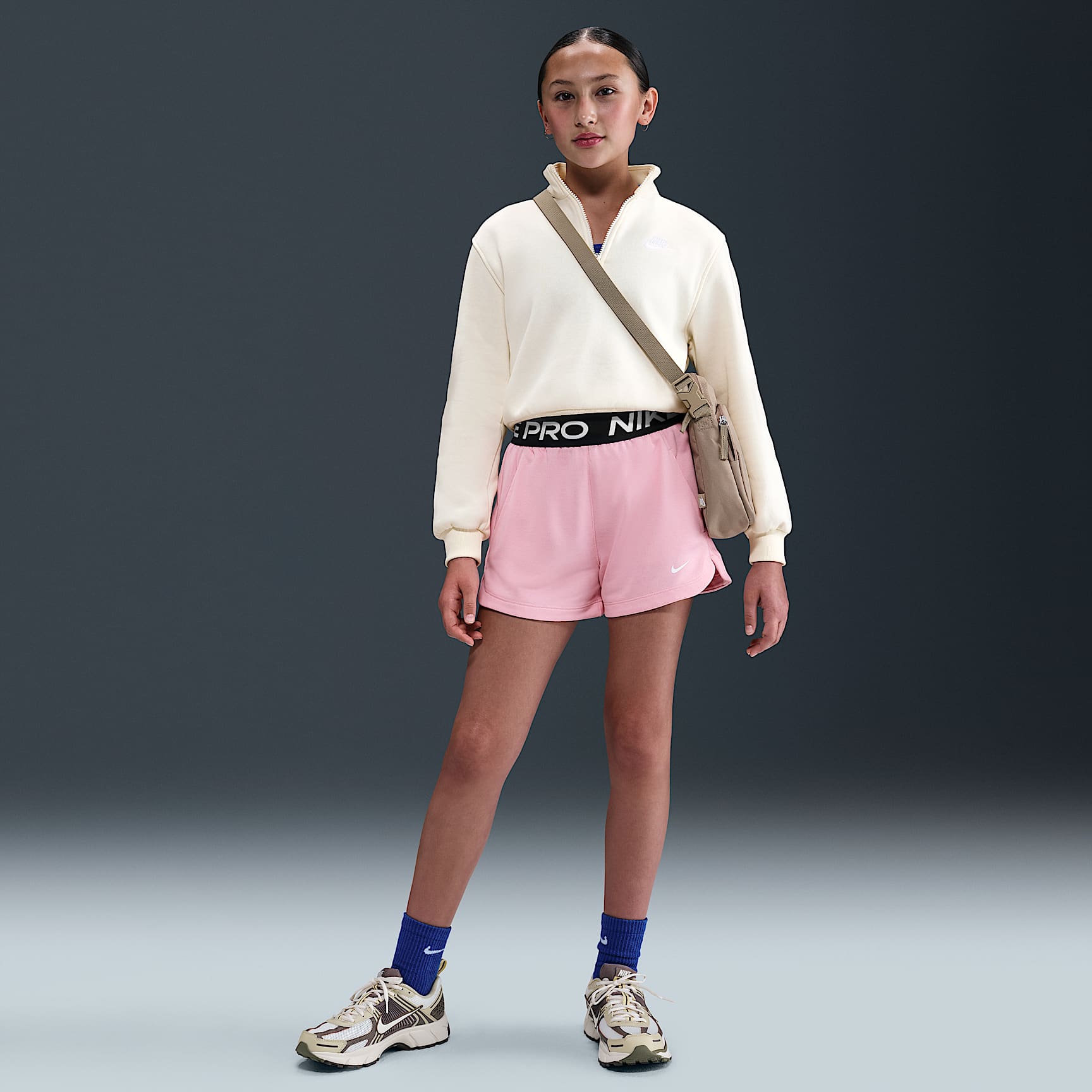 Shorts Dri-FIT para niña talla grande Nike Pro Fleece