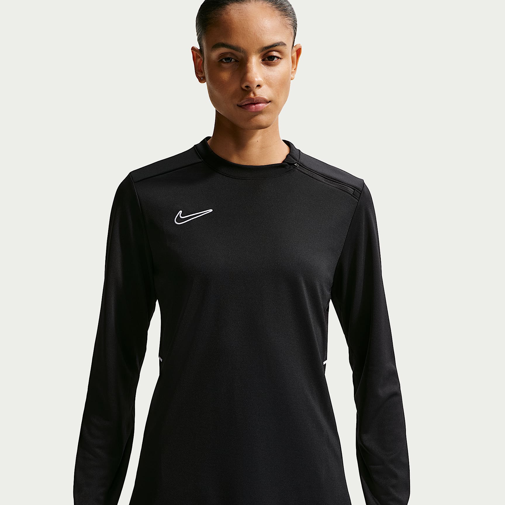Nike Academy Dri-FIT Crew Yakalı Uzun Kollu Kadın Futbol Üstü