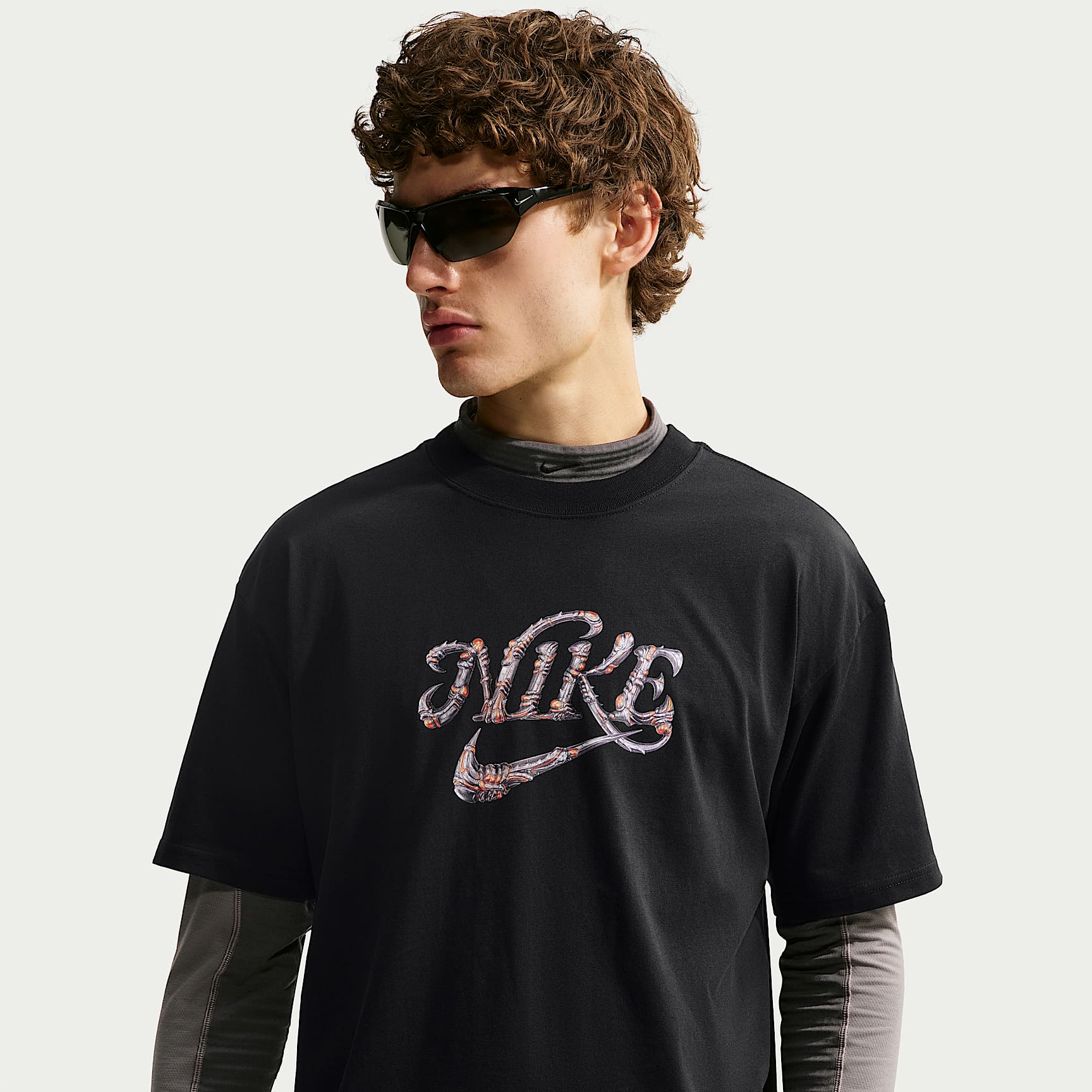 Nike Sportswear Long-Sleeve T-Shirt