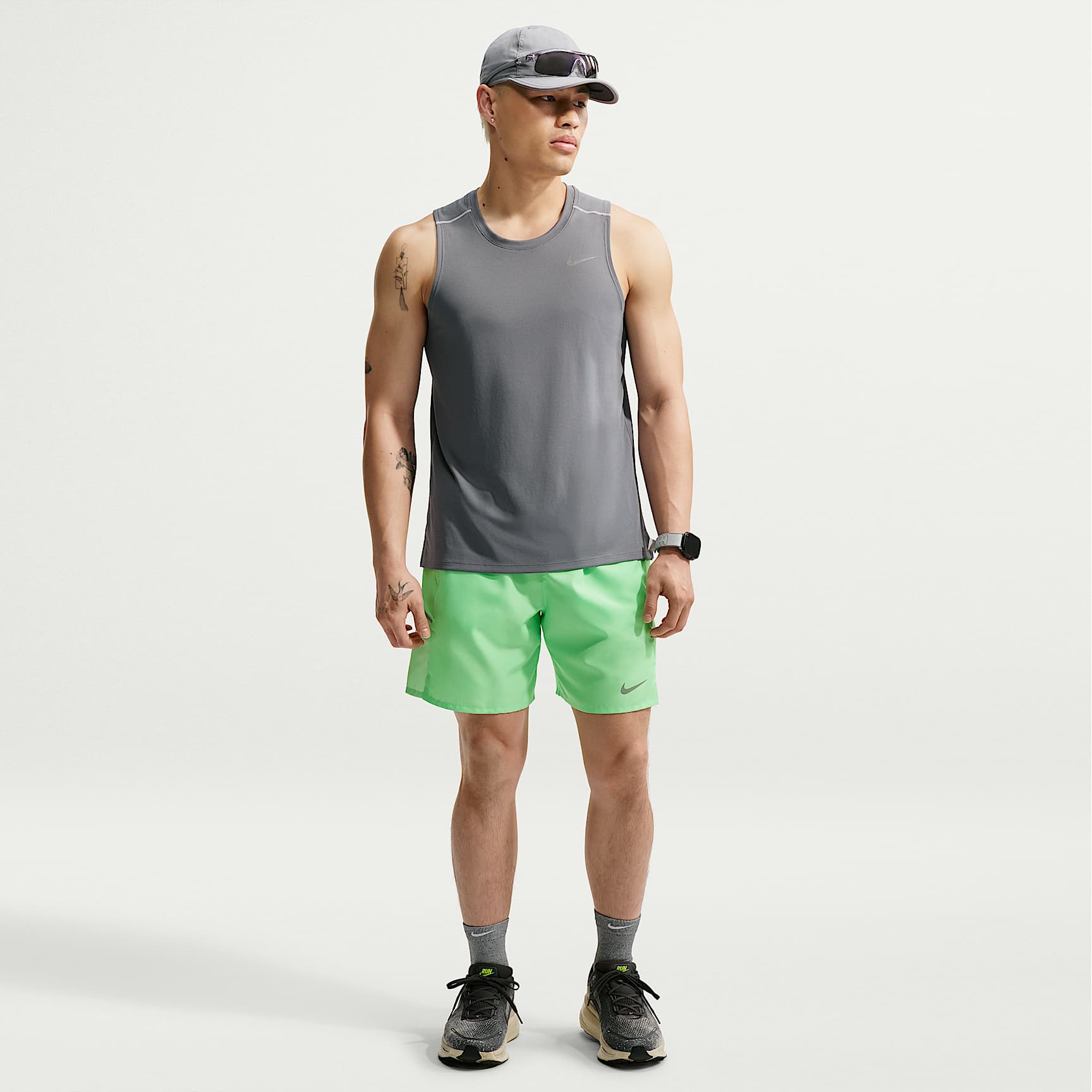 Shorts de correr Dri-FIT de 18 cm con forro de ropa interior Nike Miler para hombre