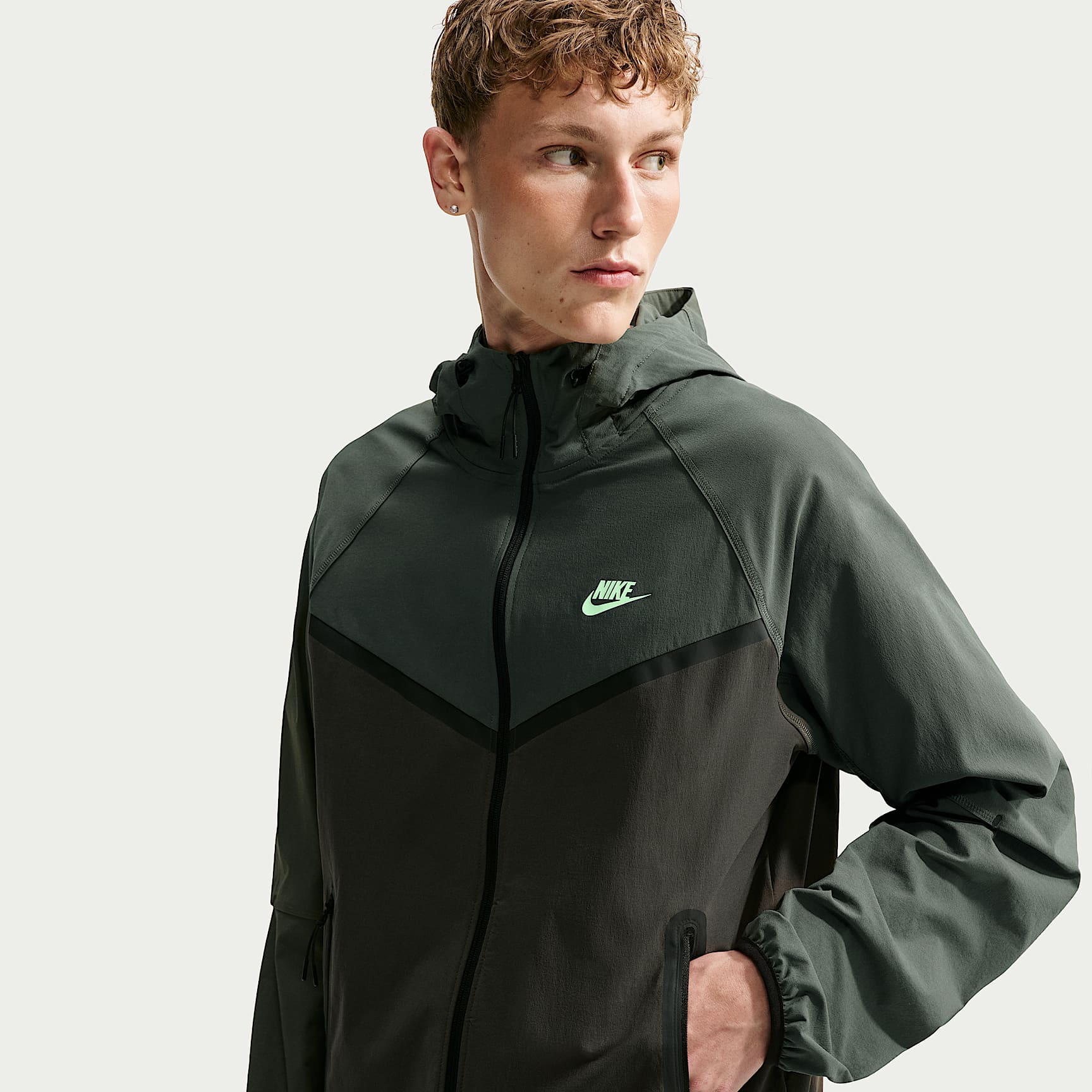 Nike Tech Men's Dri-FIT Woven Full-Zip Windrunner Jacket