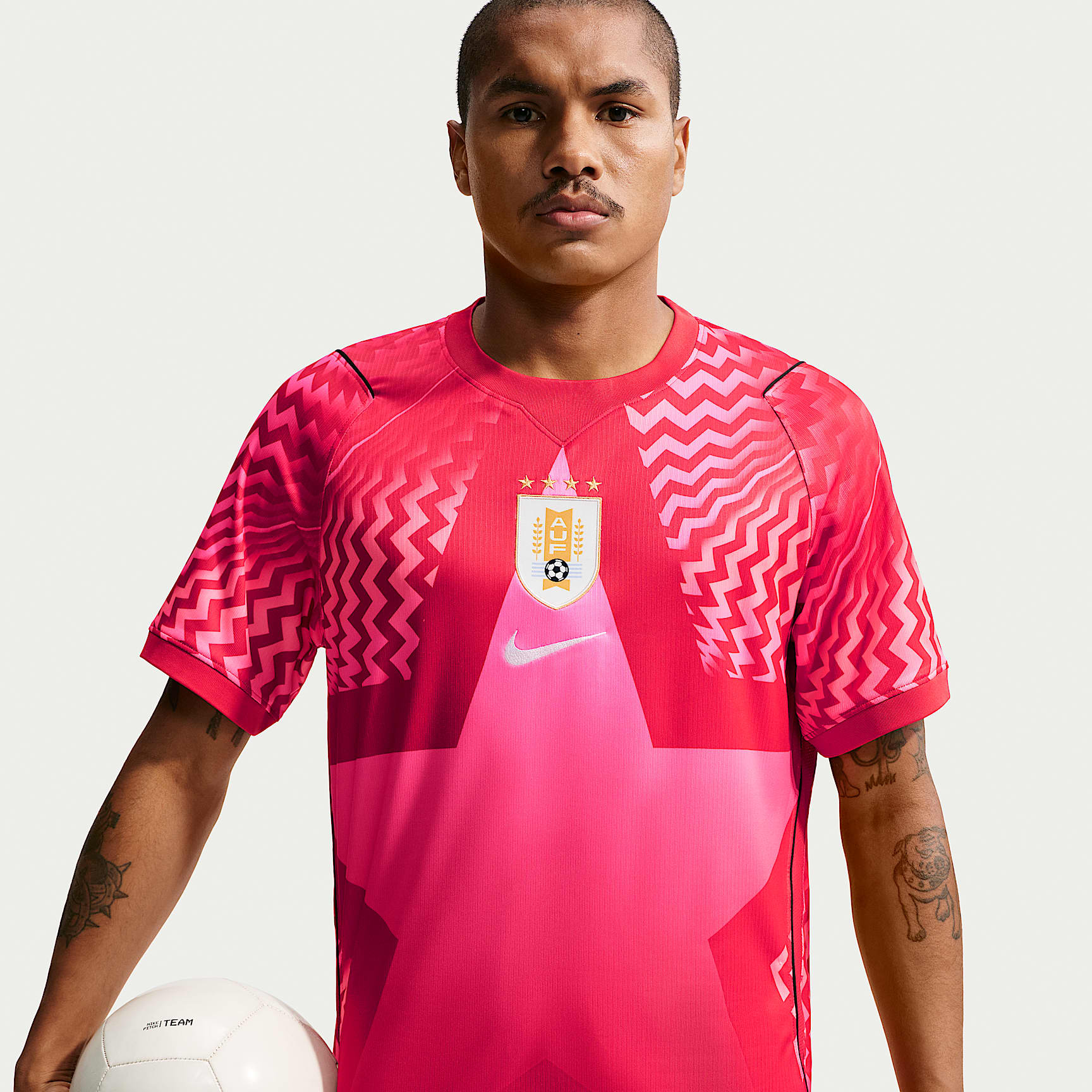 Uruguay 2026 Stadium Goalkeeper Men's Nike Dri-FIT Soccer Replica Short-Sleeve Jersey