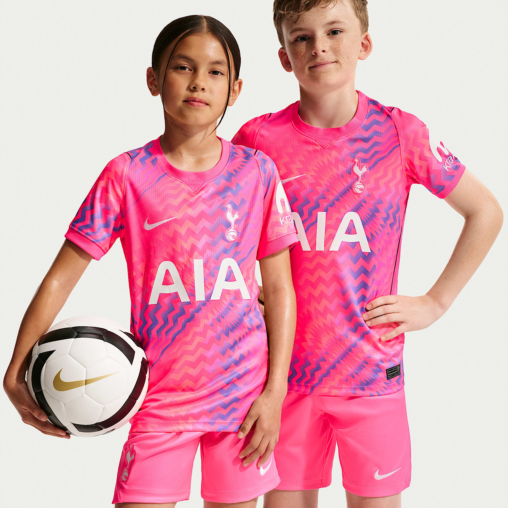Jersey de futbol de manga corta Nike Dri-FIT Replica del Tottenham Hotspur portero 2026/27 Stadium para niños talla grande