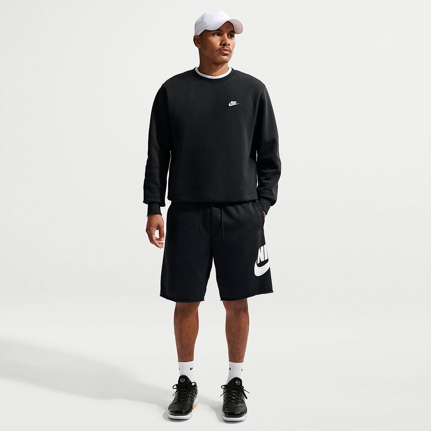 Nike Club Men's French Terry Alumni Shorts