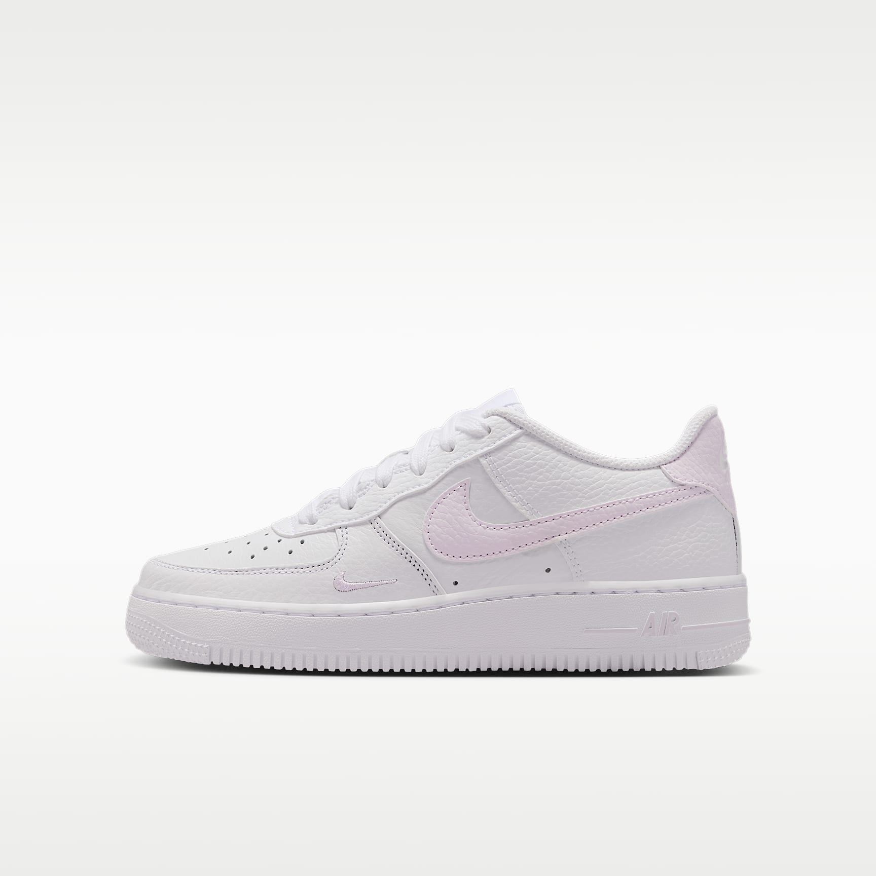Nike Air Force 1 LV8 Older Kids' Shoes