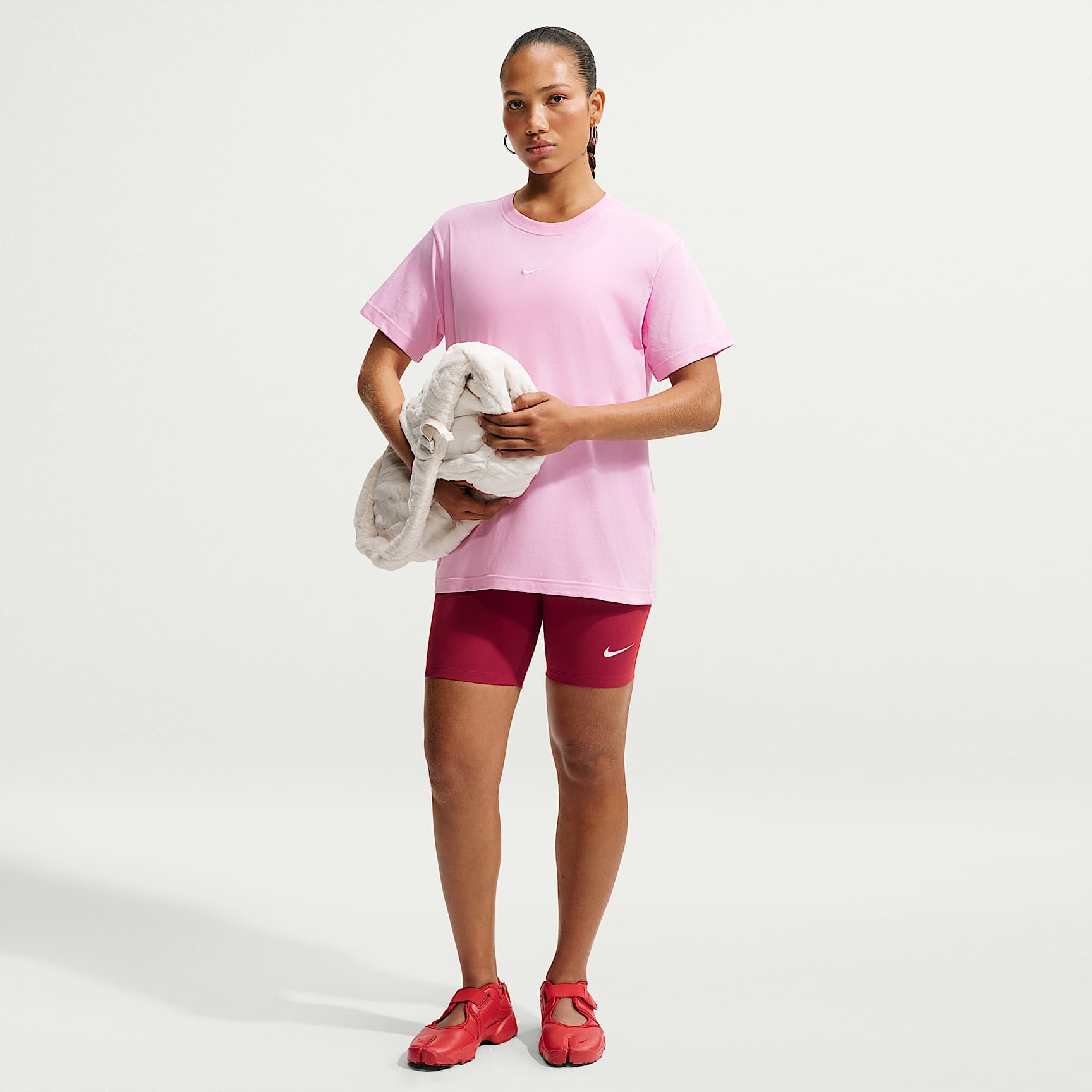 Nike Sportswear Classic Women's High-Waisted 8" Biker Shorts