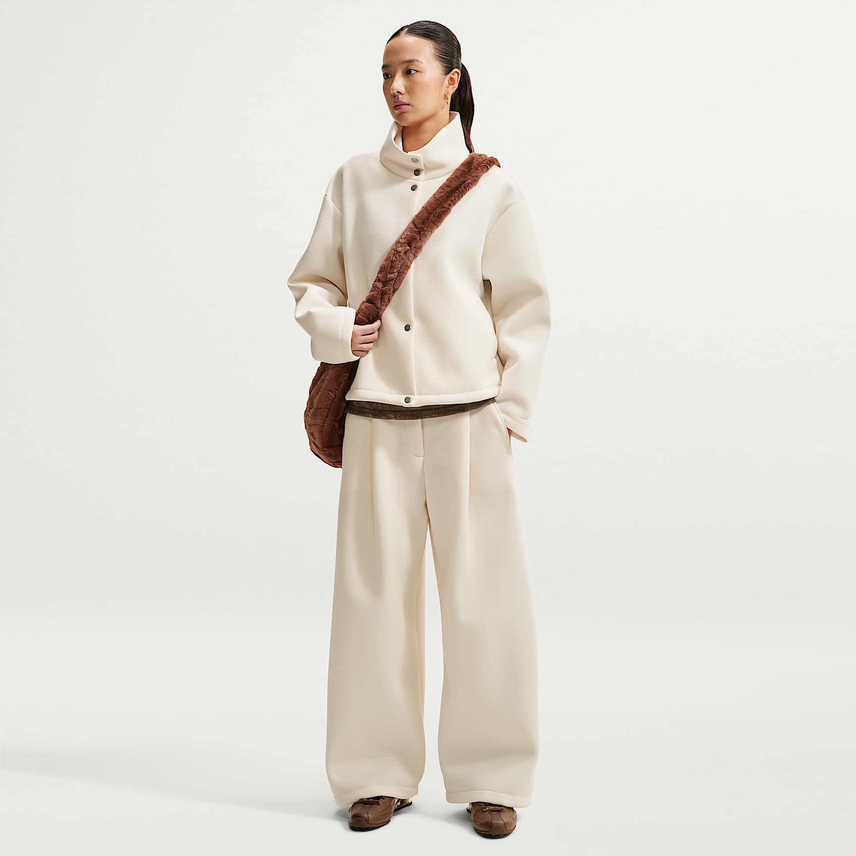 Nike Article Fleece Women's Oversized Mid-Rise Wide-Leg Pants