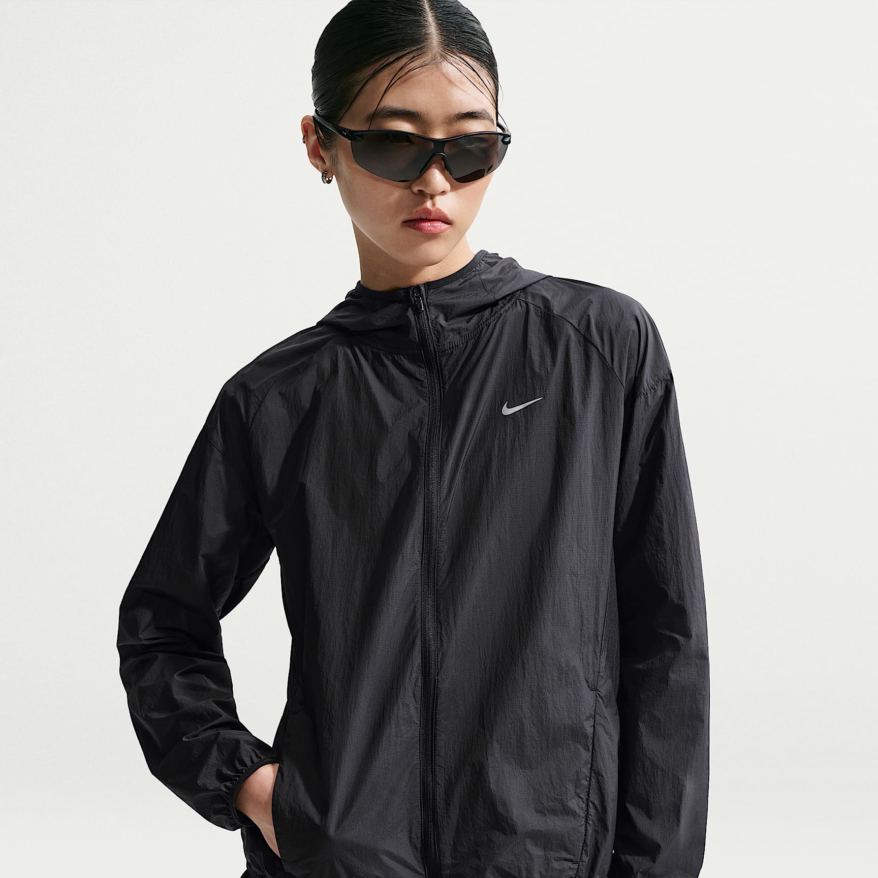 나이키 템포 여성 UV 프로텍션 경량 러닝 재킷