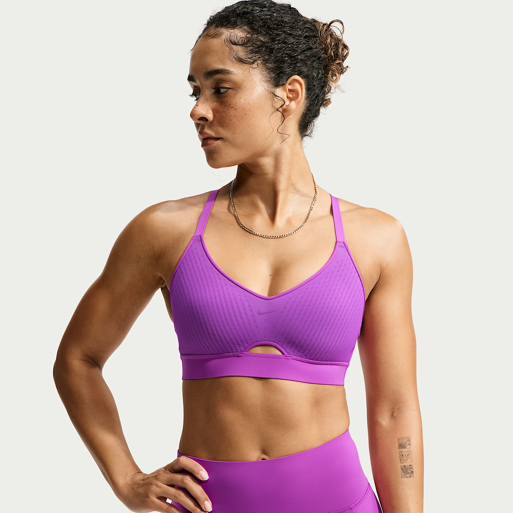Nike Universa Pulse Women's Medium-Support Padded Sports Bra