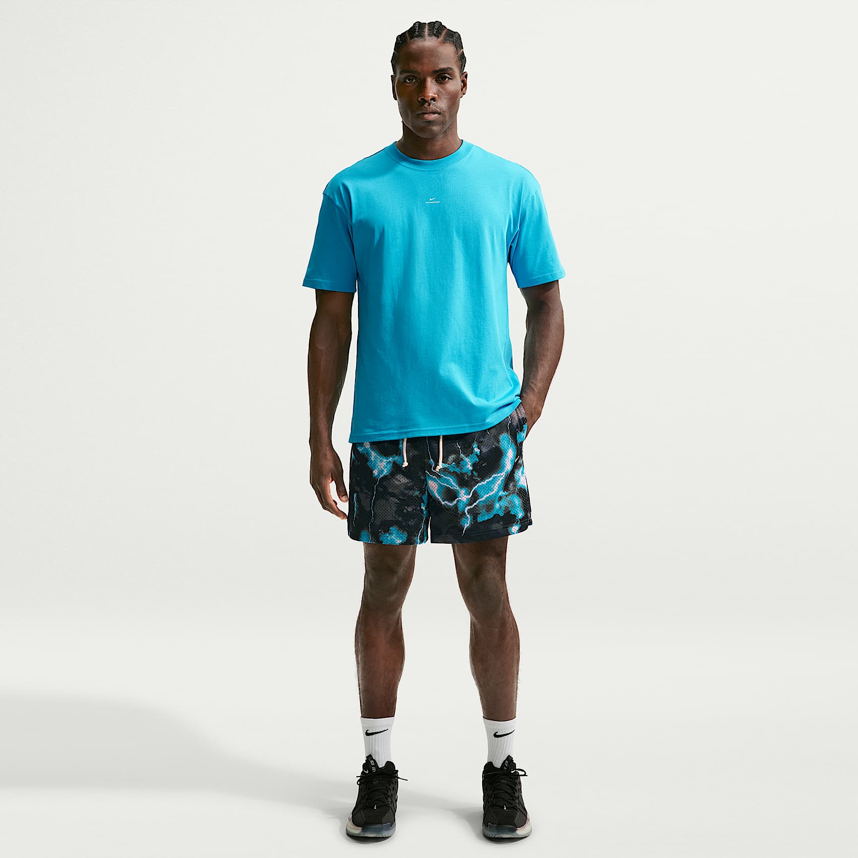 Nike Standard Issue Men's Dri-FIT 12.5cm (approx.) Mesh Basketball Shorts