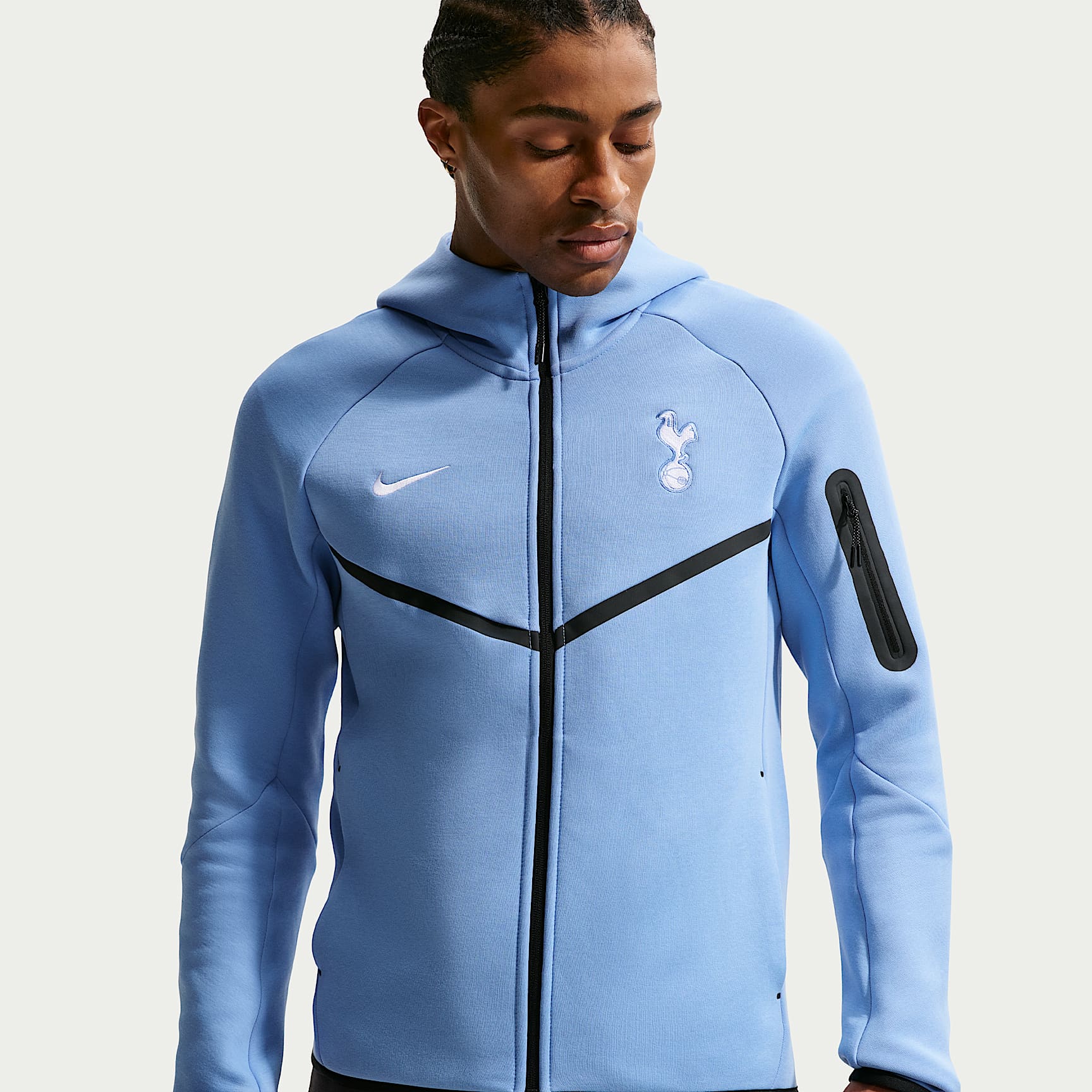 Tottenham Hotspur Tech Fleece Windrunner Men's Nike Football Full-Zip Hoodie