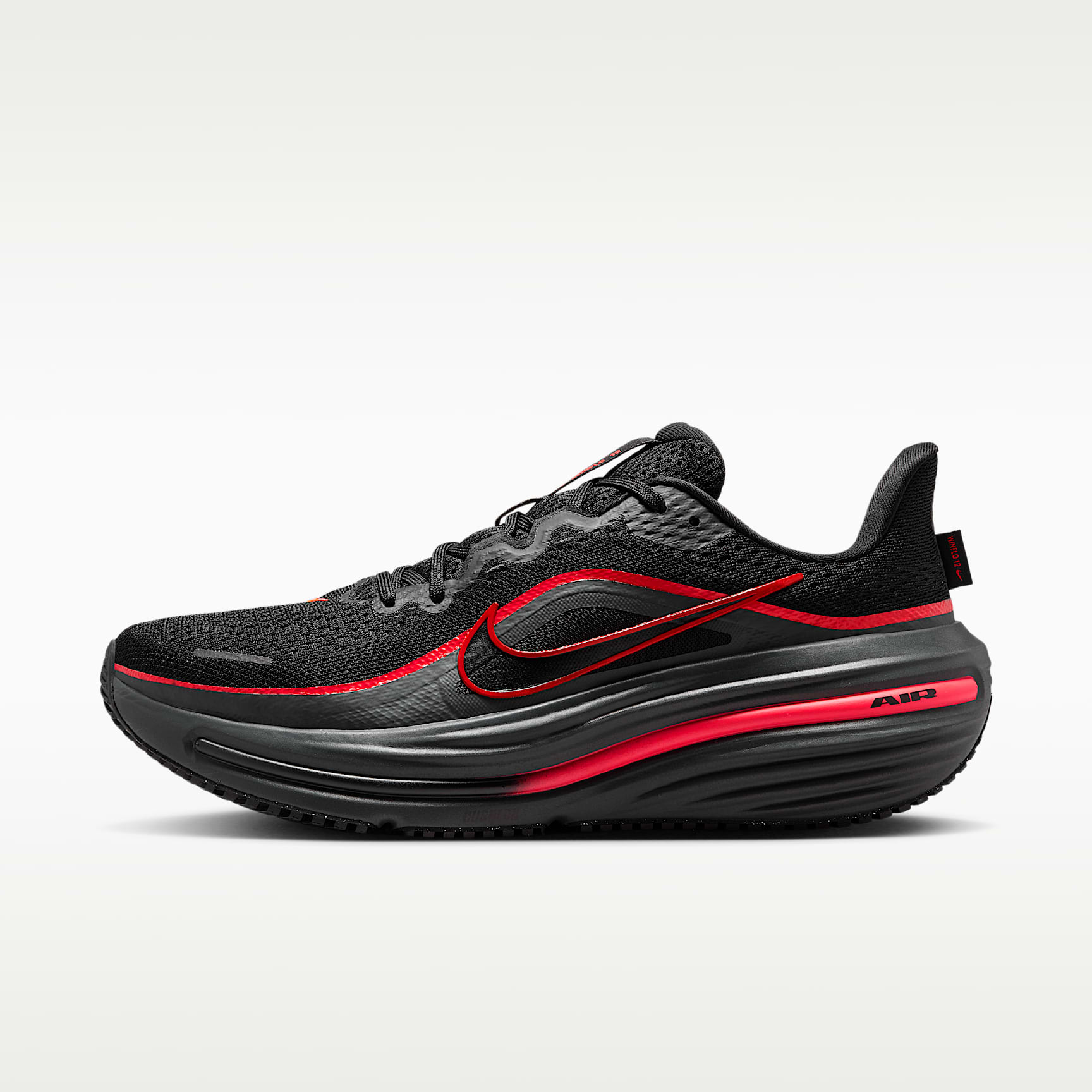 Nike Winflo 12 Straßenlaufschuh (Herren)