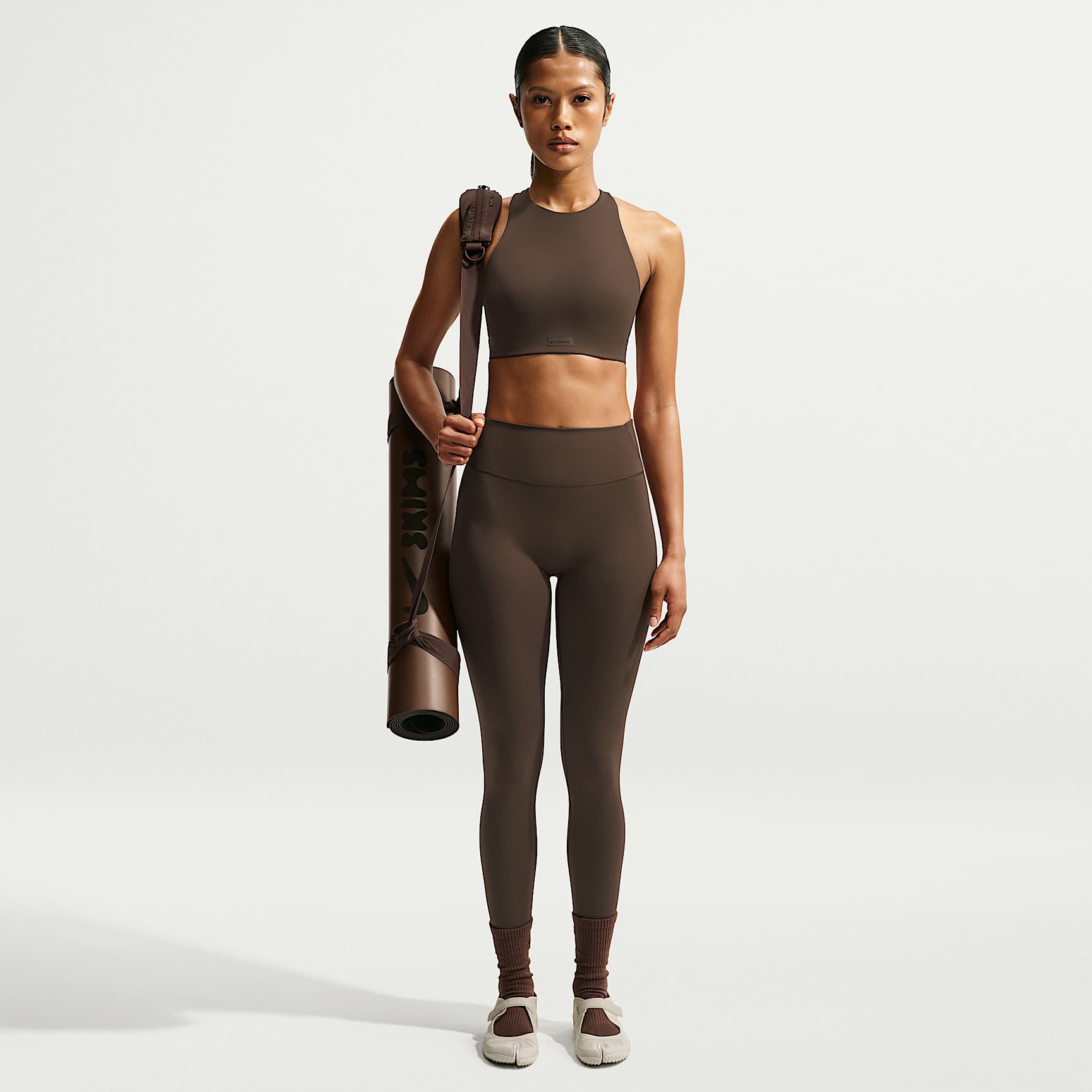 NikeSKIMS Matte Women's High-Waisted 26" Leggings