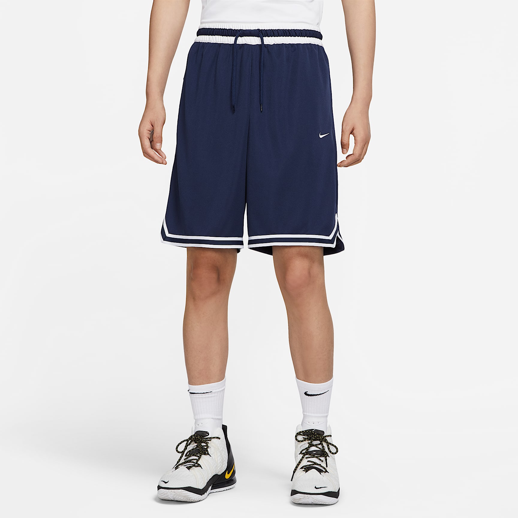 กางเกงบาสเก็ตบอลขาสั้นผู้ชาย Nike Dri-FIT DNA