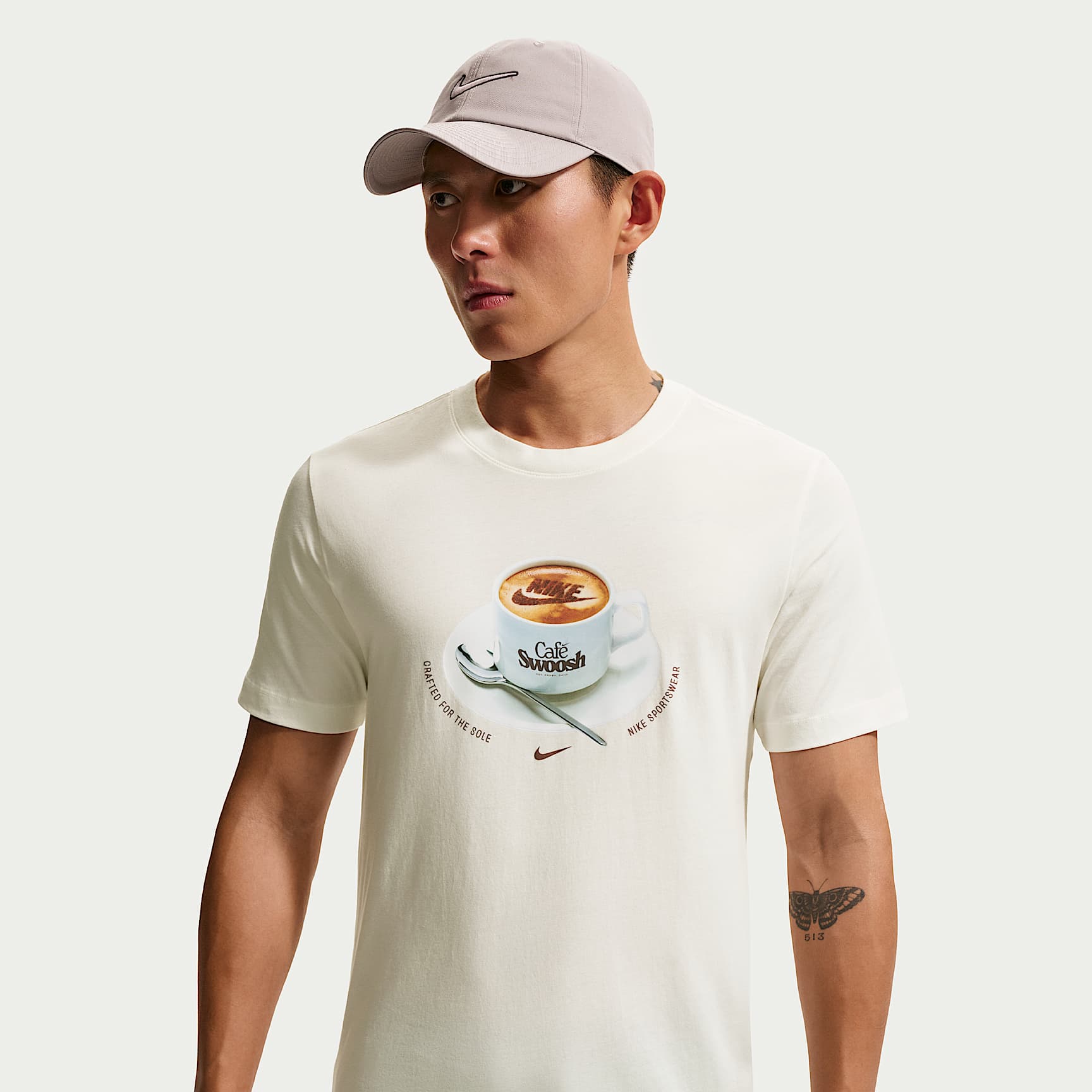 ナイキ スポーツウェア Tシャツ